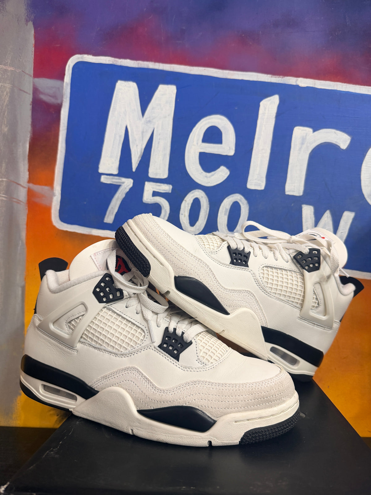 Jordan 4 Retro Flight Club