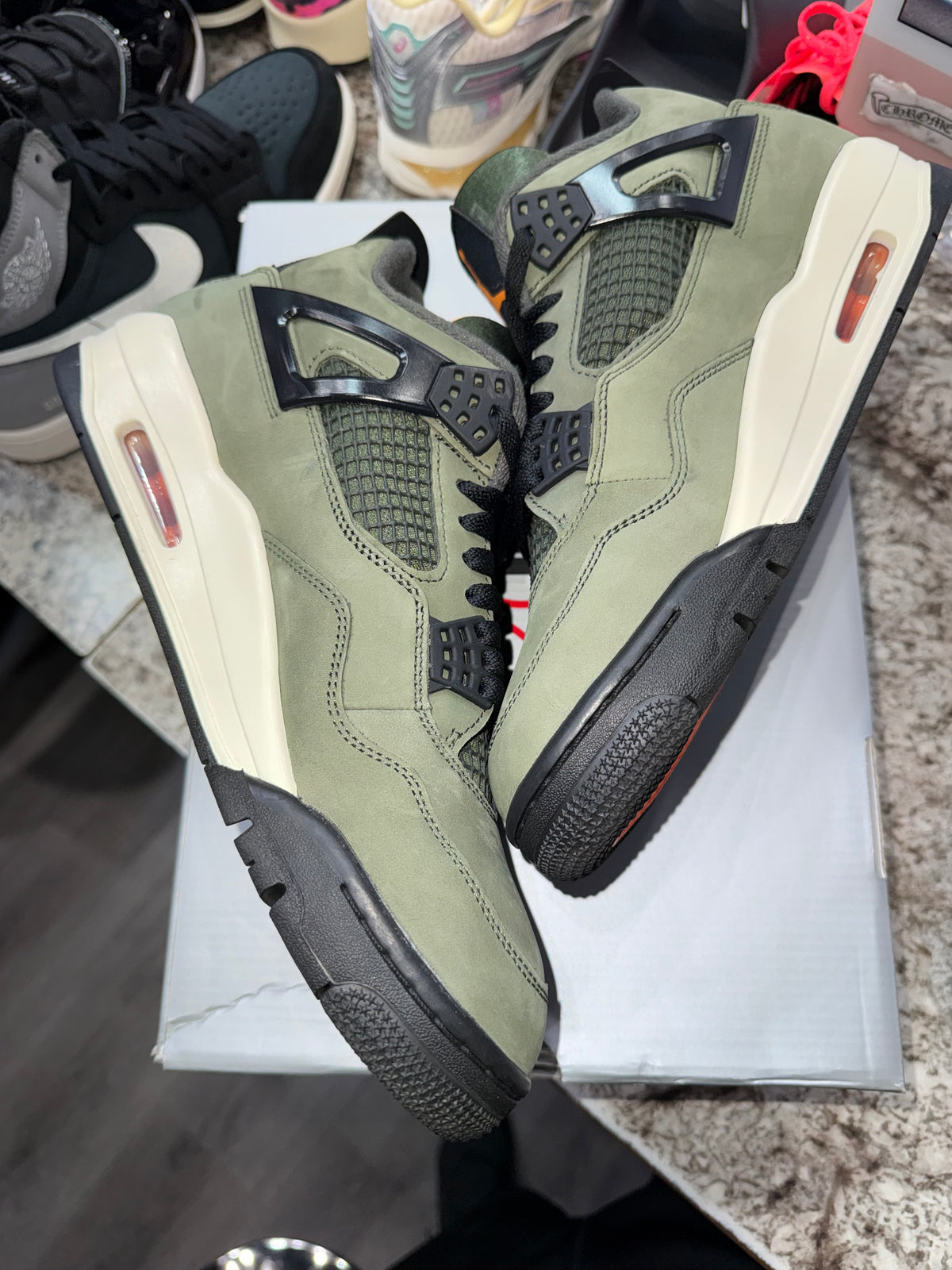 Jordan 4 Retro OG SP Undefeated (2025)