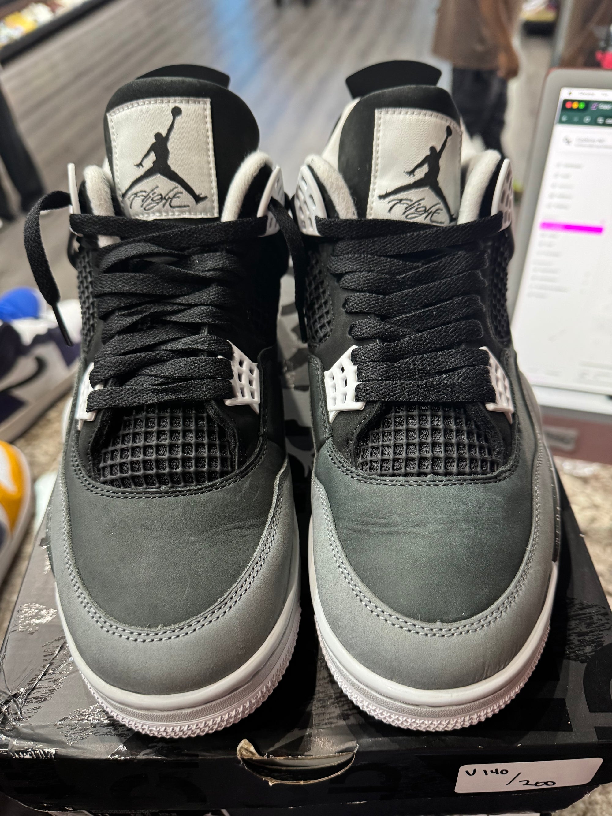 Jordan 4 Retro Fear (2024)