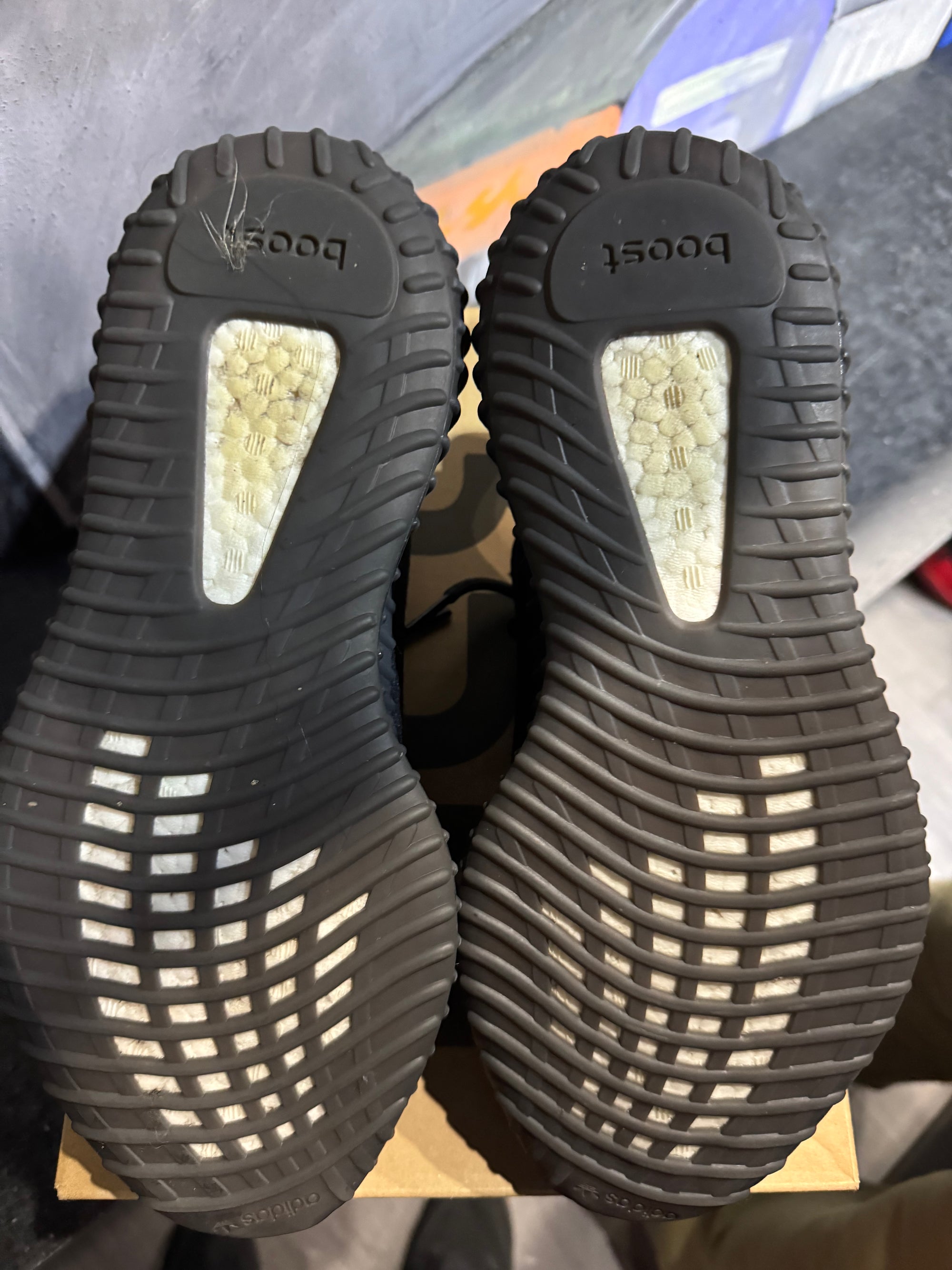 adidas Yeezy Boost 350 V2 Black Red