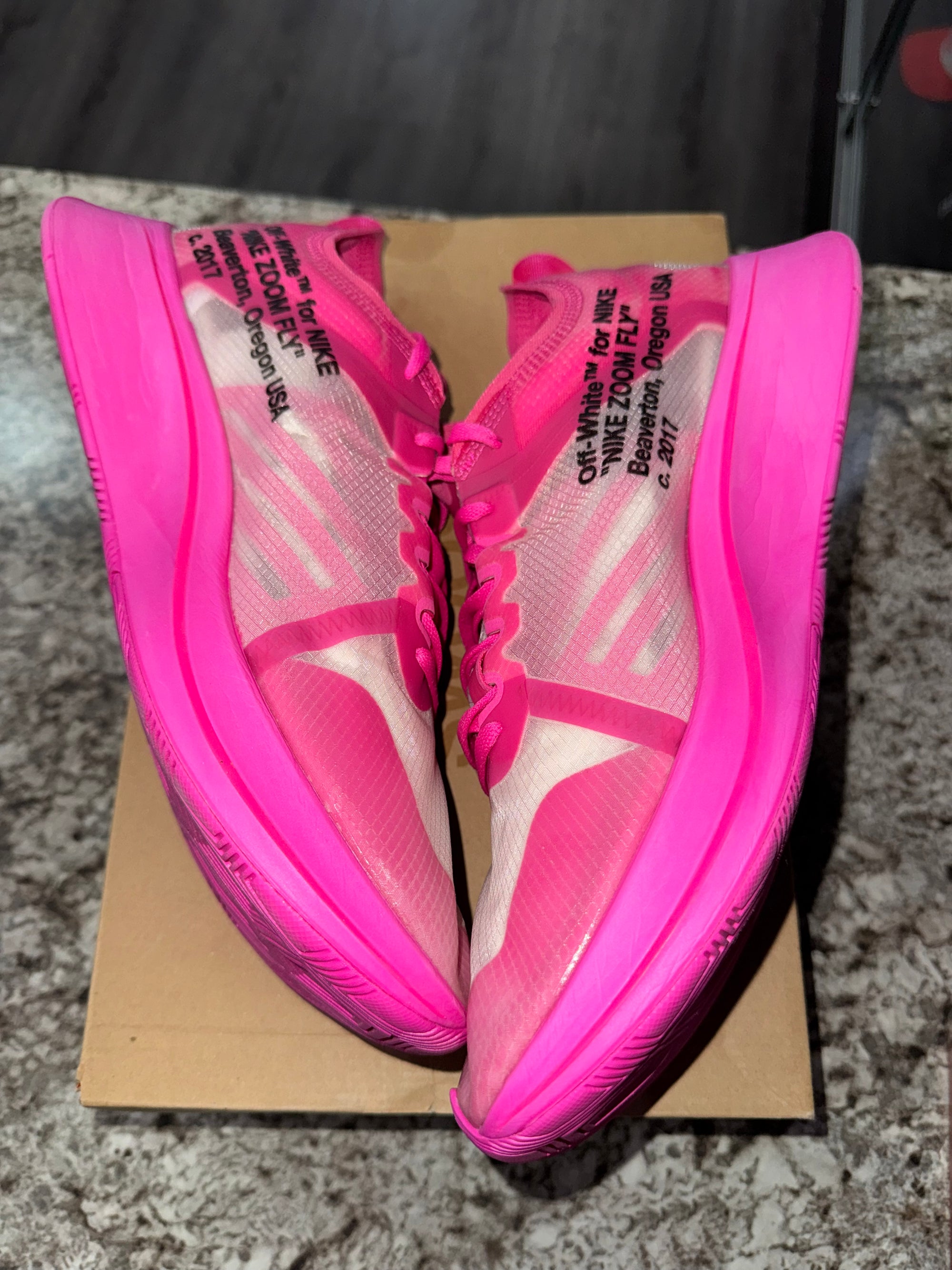 Nike Zoom Fly Off-White Pink