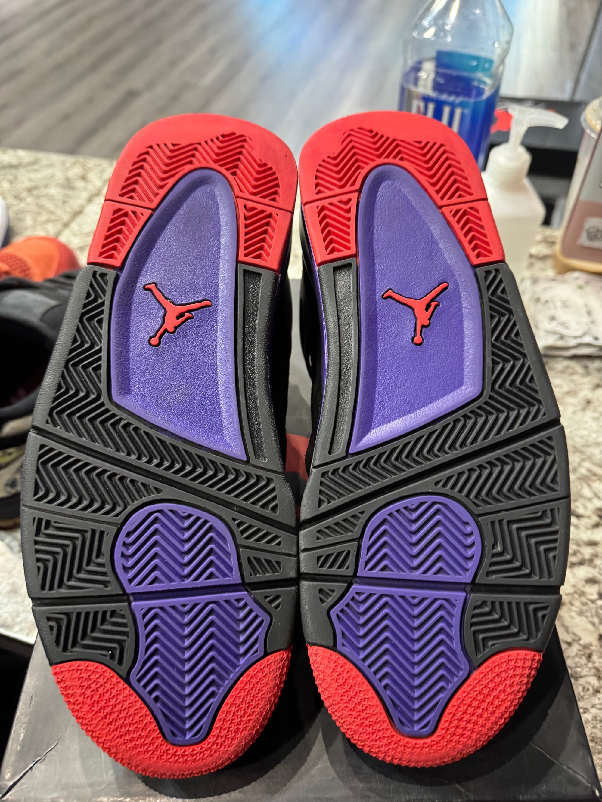 Jordan 4 Retro Raptors Drake OVO (2019)