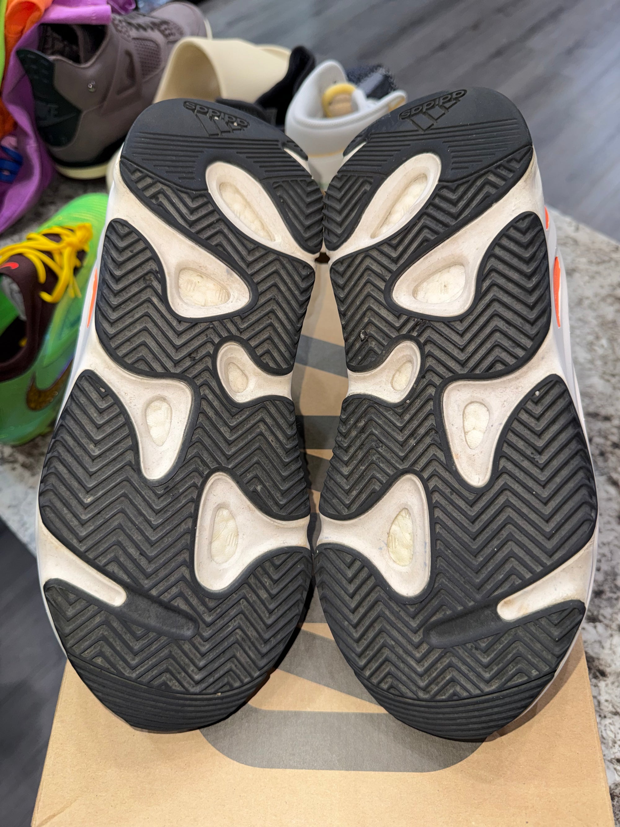 adidas Yeezy Boost 700 Wave Runner