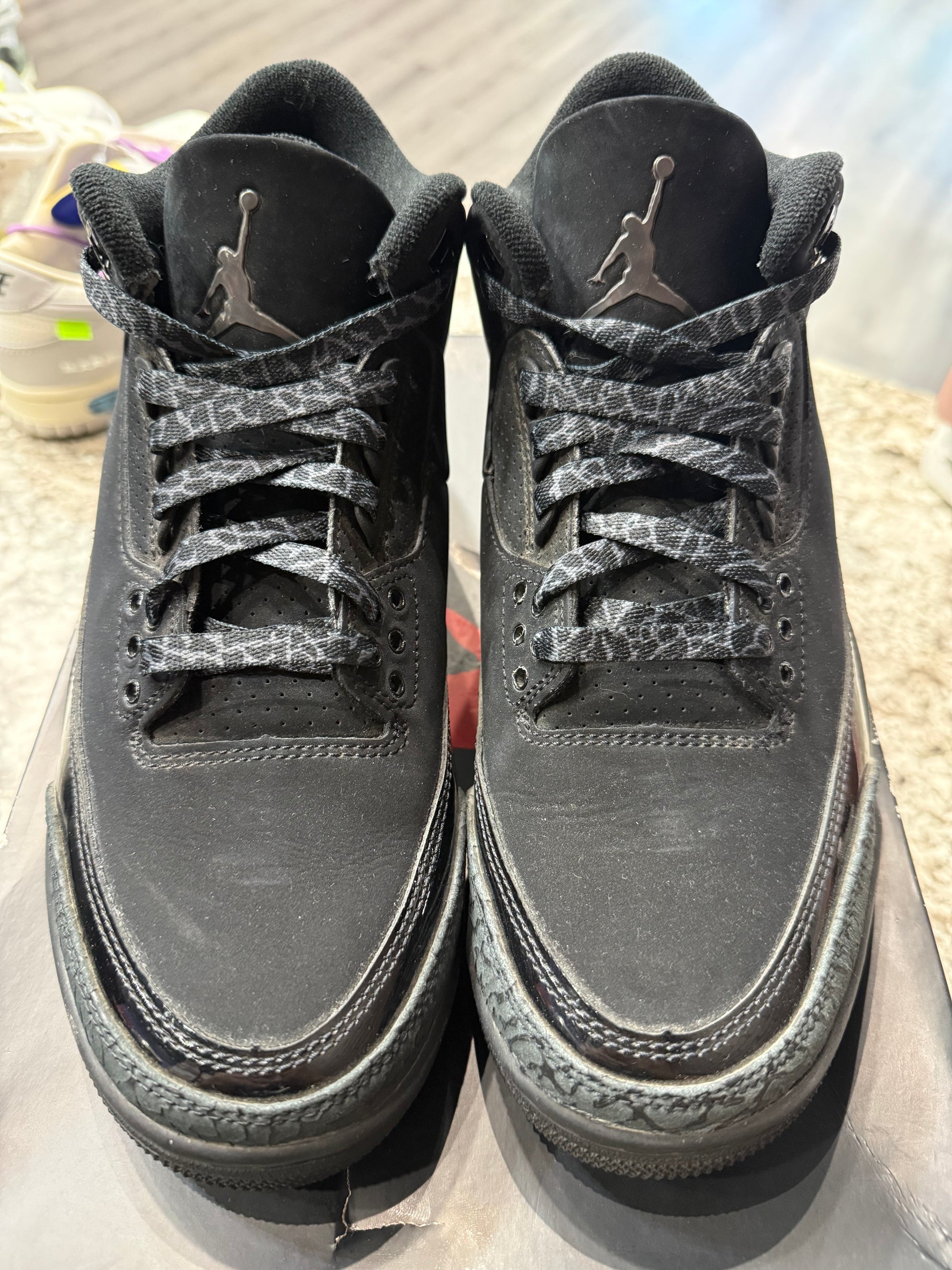 Jordan 3 Retro Black Cat (2025) (DAMAGED BOX)