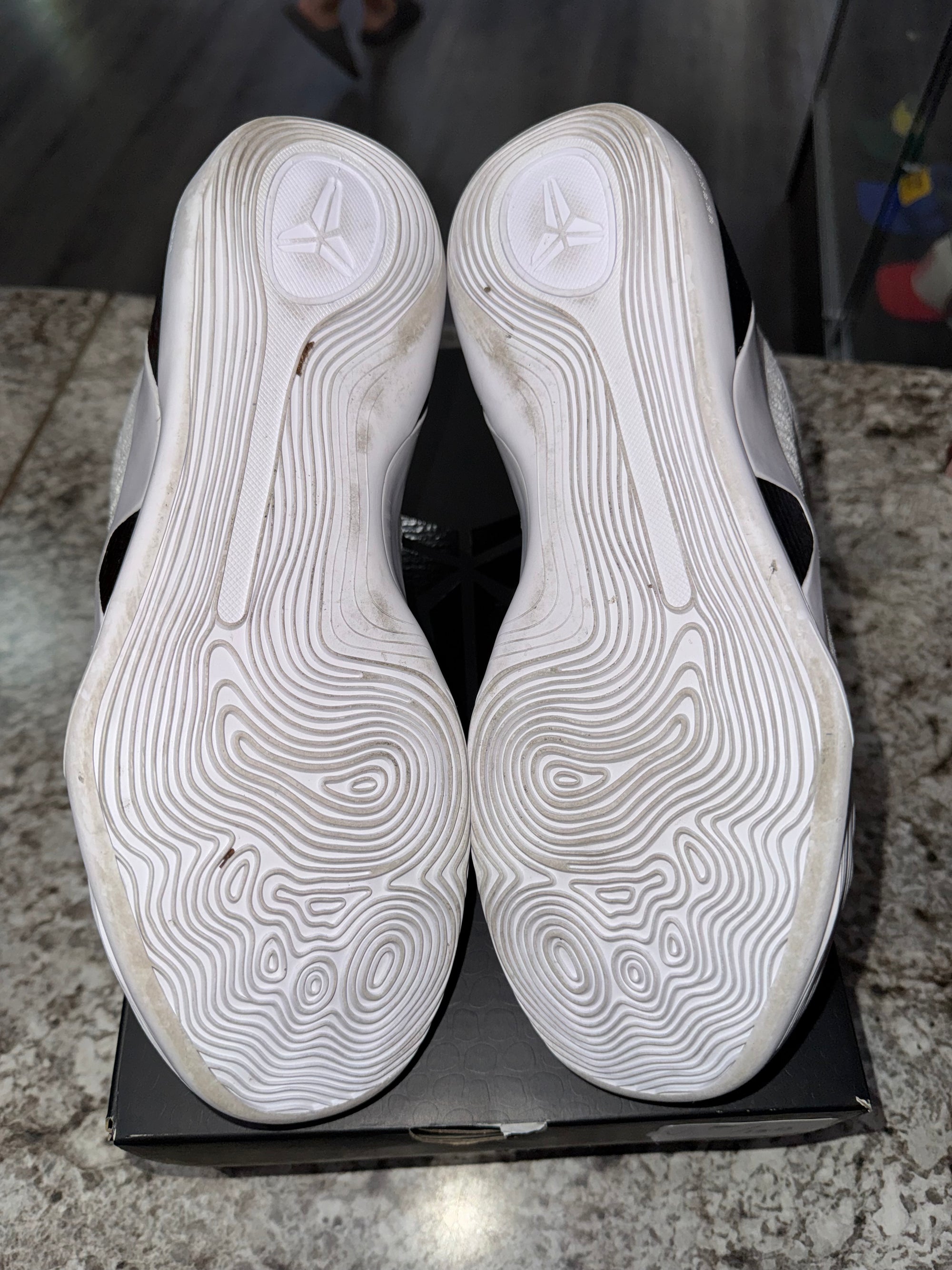 Nike Kobe 9 Elite Low Protro Halo