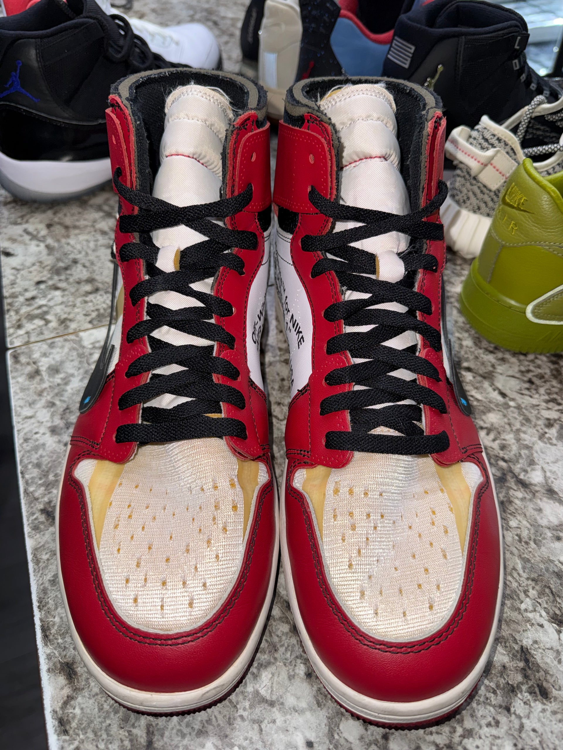 Jordan 1 Retro High Off-White Chicago