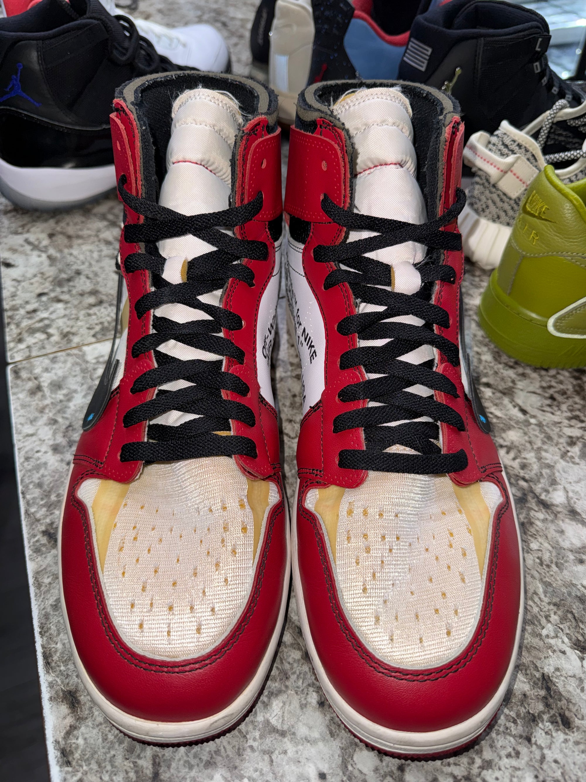 Jordan 1 Retro High Off-White Chicago