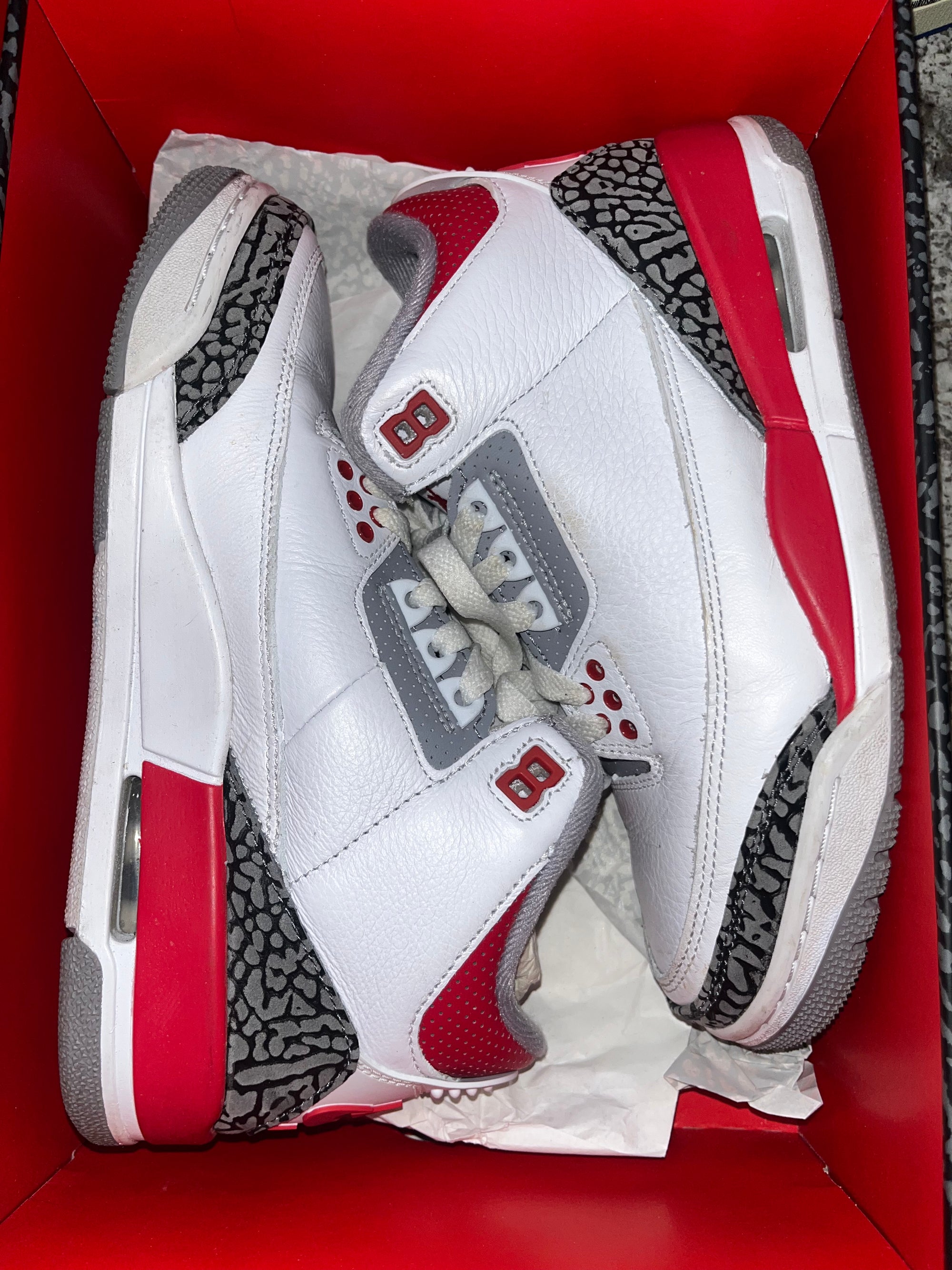 Jordan 3 Retro Fire Red (2022)