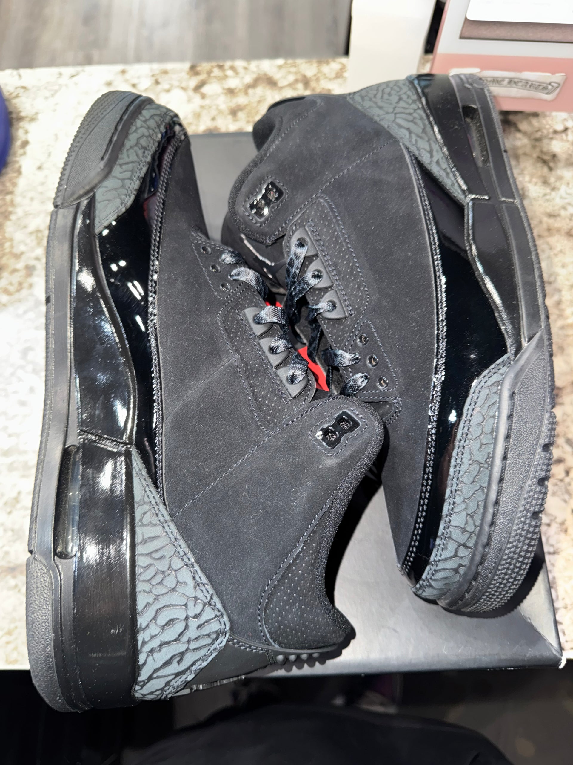 Jordan 3 Retro Black Cat (2025)