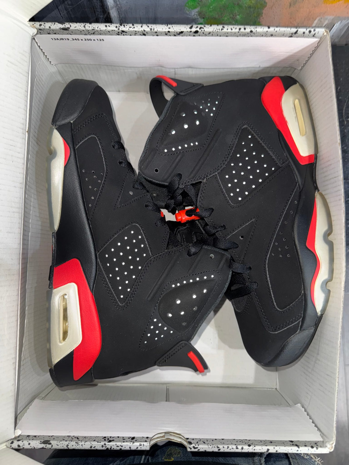 Jordan 6 Retro Black Infrared (2019)