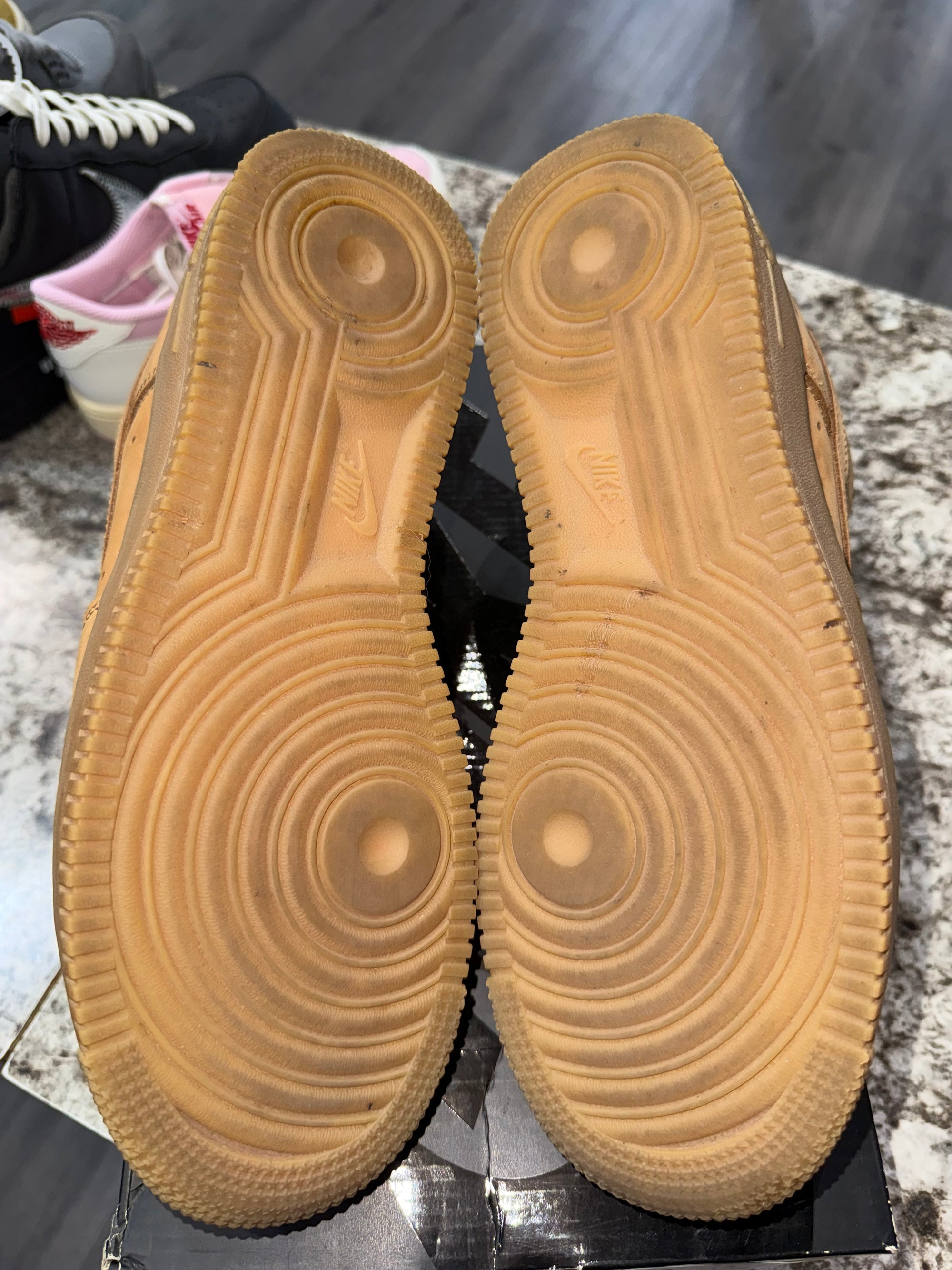 Nike Air Force 1 Low SP Supreme Wheat