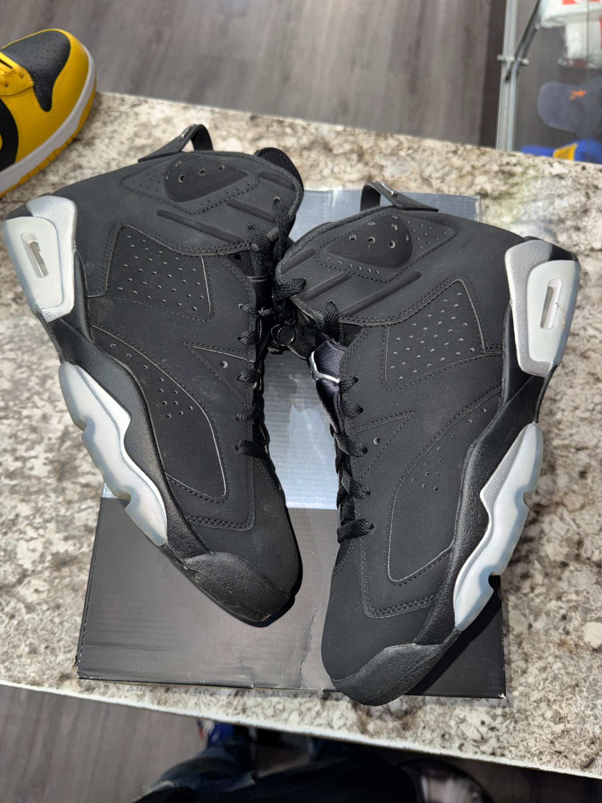 Jordan 6 Retro Chrome