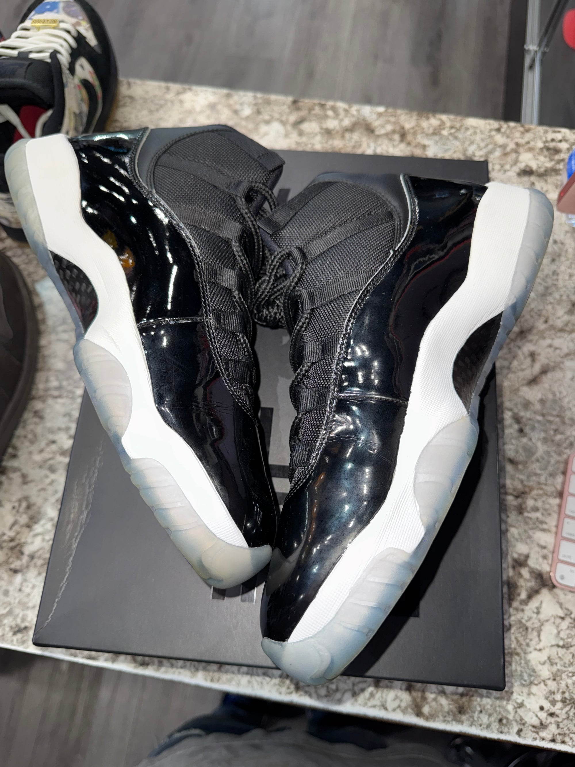 Jordan 11 Retro Space Jam (2016)