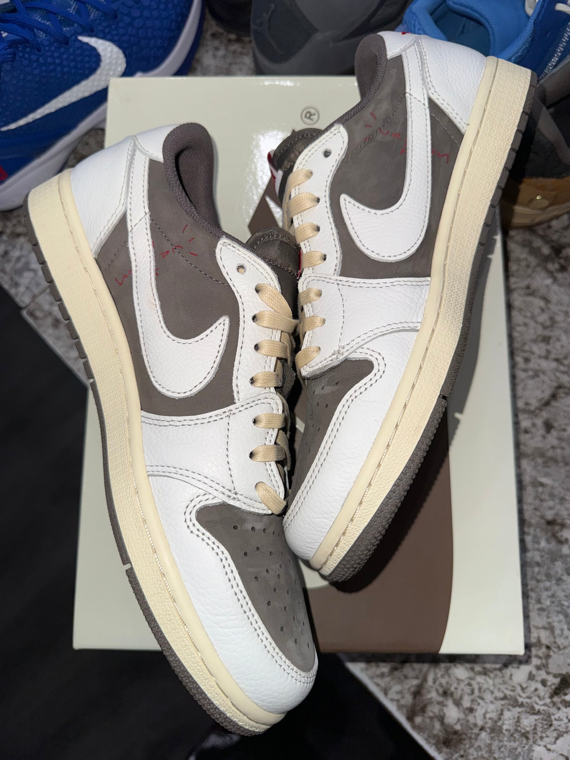 Jordan 1 Retro Low OG SP Travis Scott Reverse Mocha