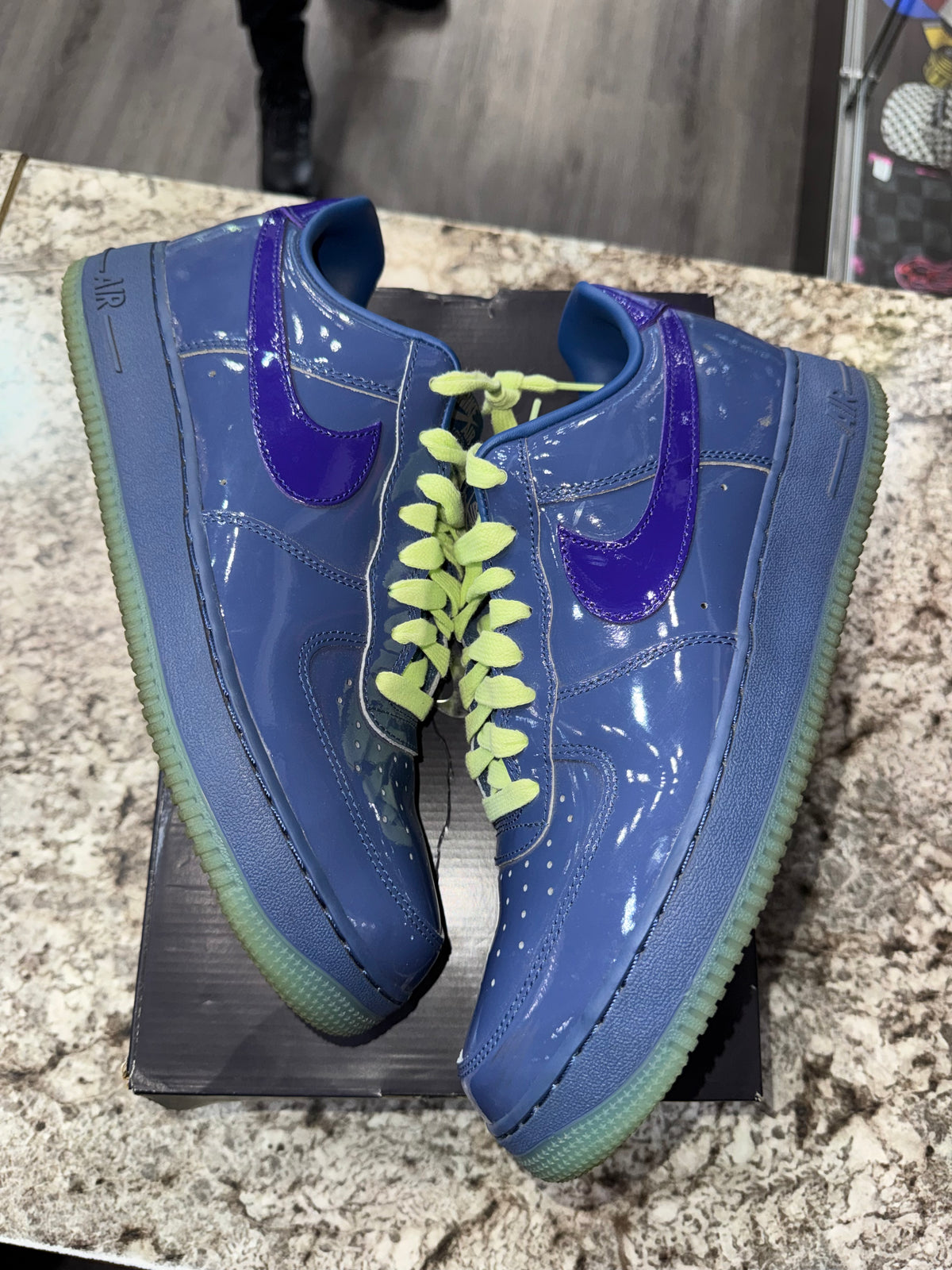 Nike Air Force 1 Low Patent Leather Mystic Navy Grape Ice