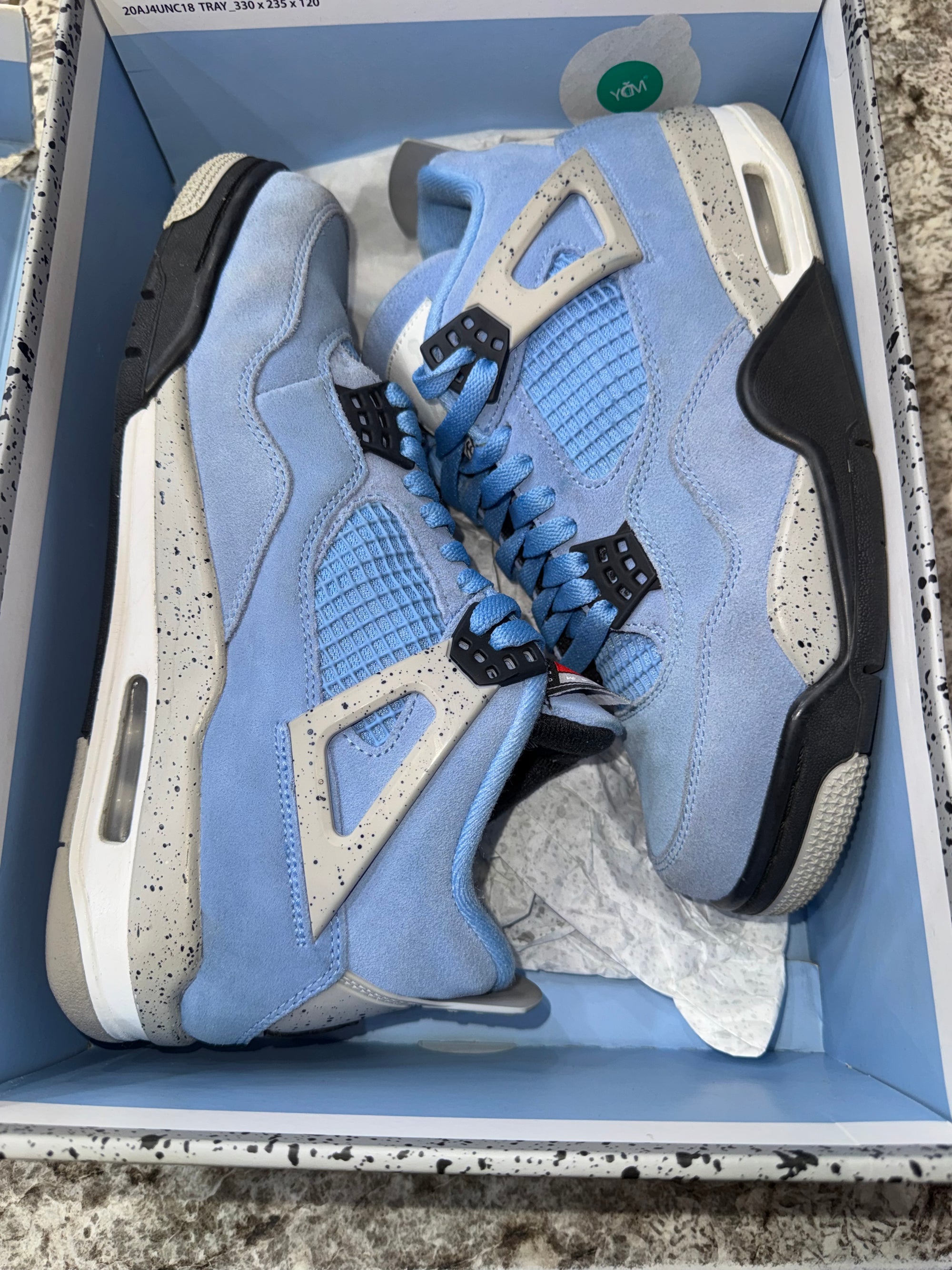 Jordan 4 Retro University Blue