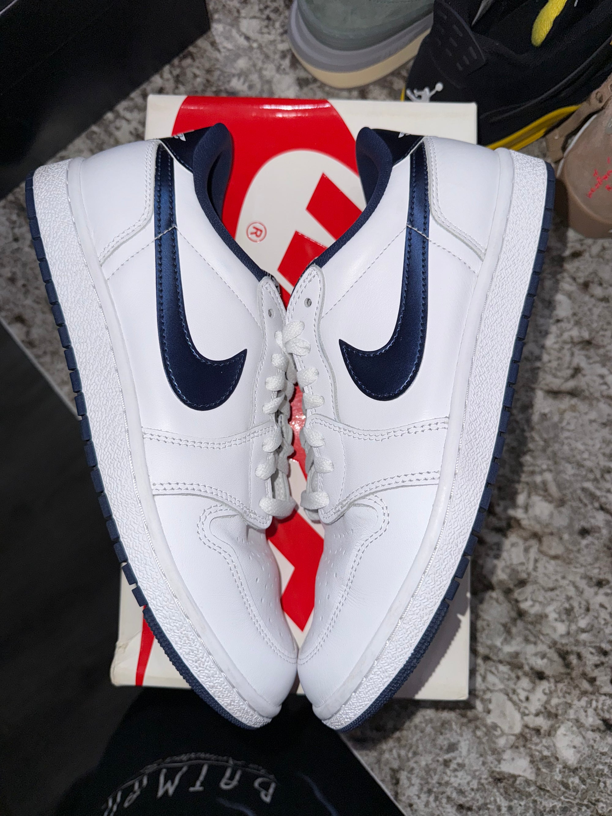 Jordan 1 Retro Low '85 Metallic Blue