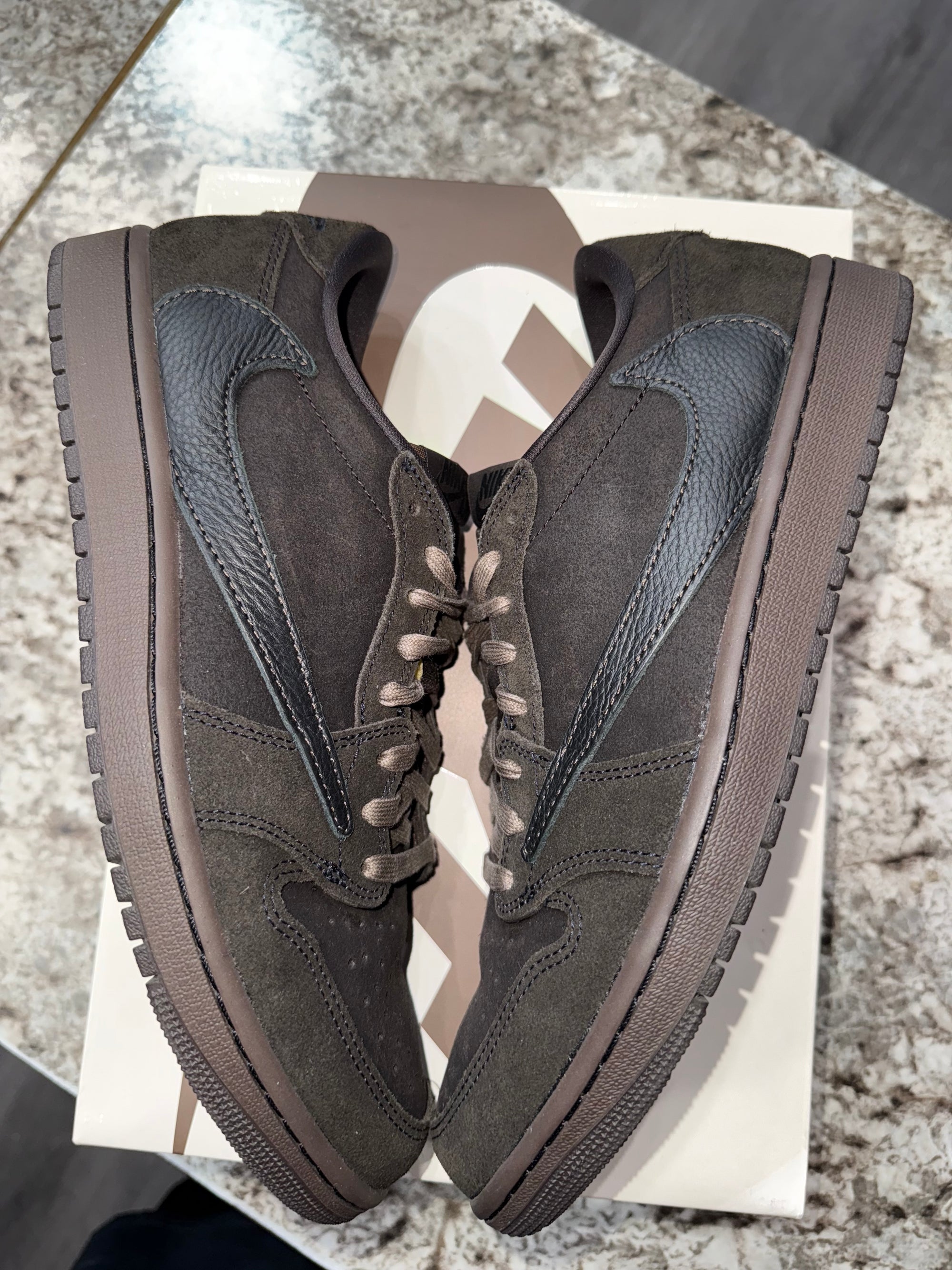 Jordan 1 Retro Low OG SP Travis Scott Velvet Brown