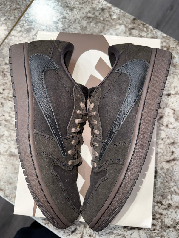 Jordan 1 Retro Low OG SP Travis Scott Velvet Brown