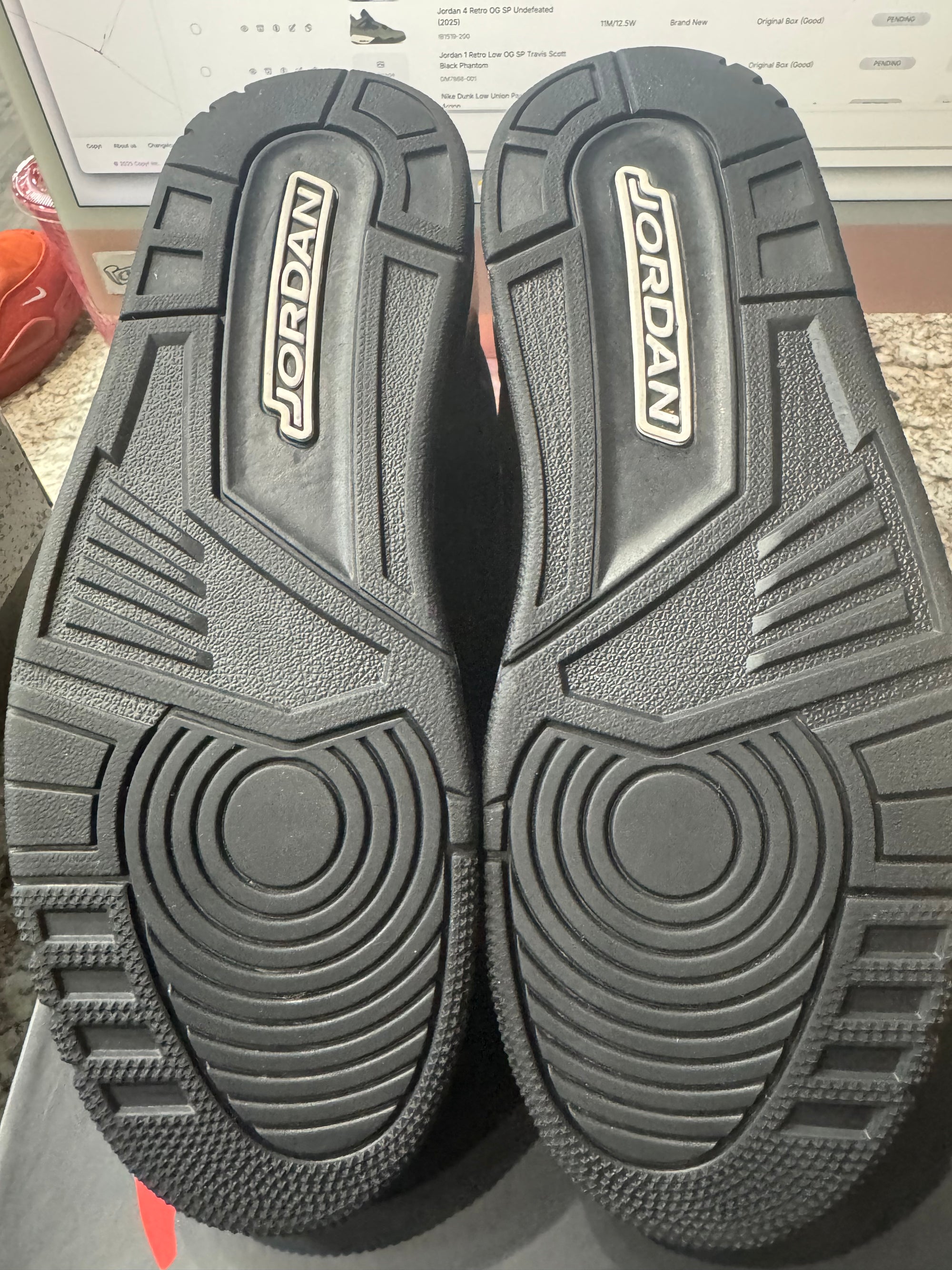 Jordan 3 Retro Black Cat (2025)