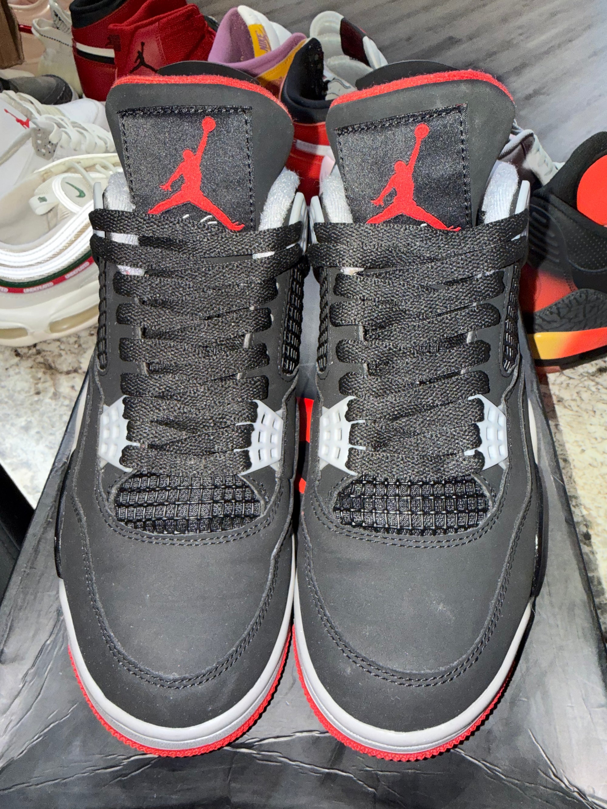 Jordan 4 Retro Bred (2019)