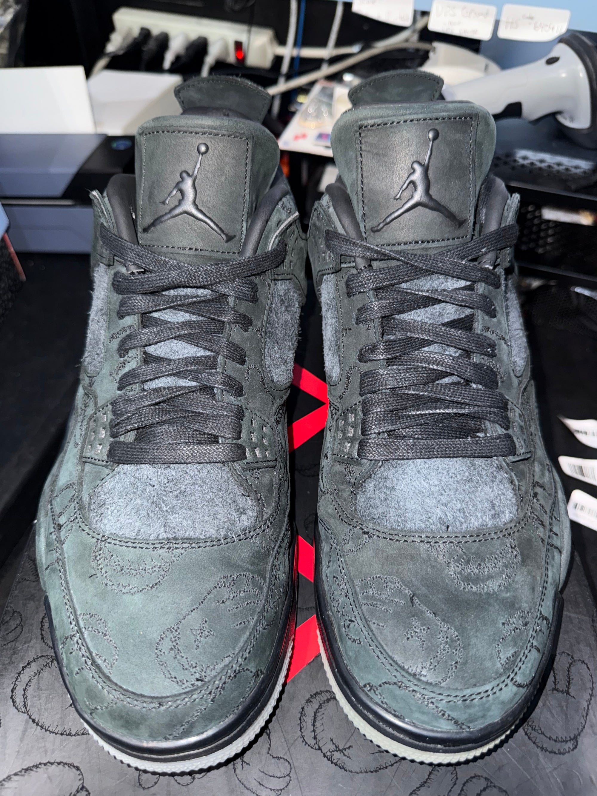 Jordan 4 Retro Kaws Black