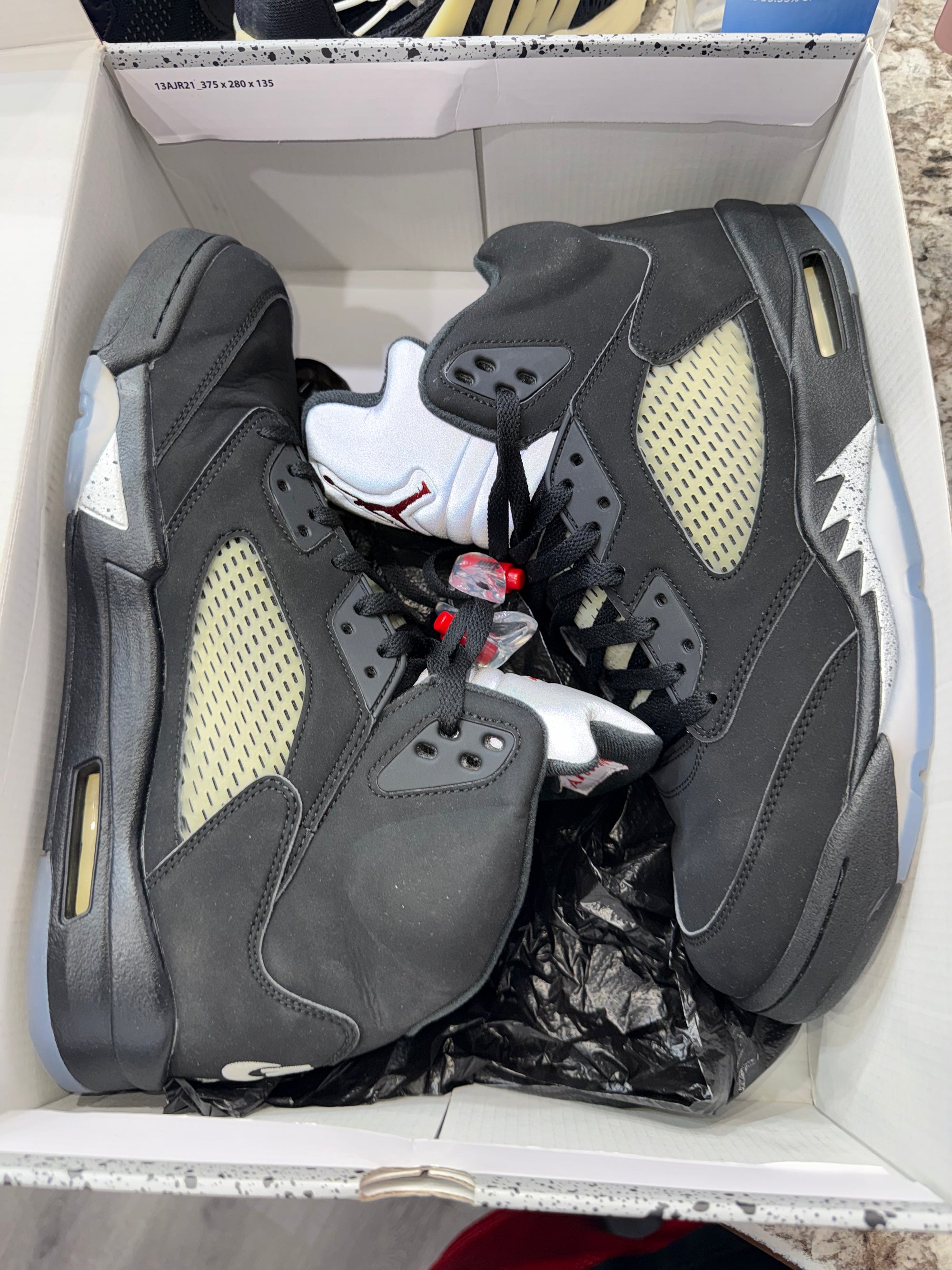 Jordan 5 Retro Black Metallic (2016)