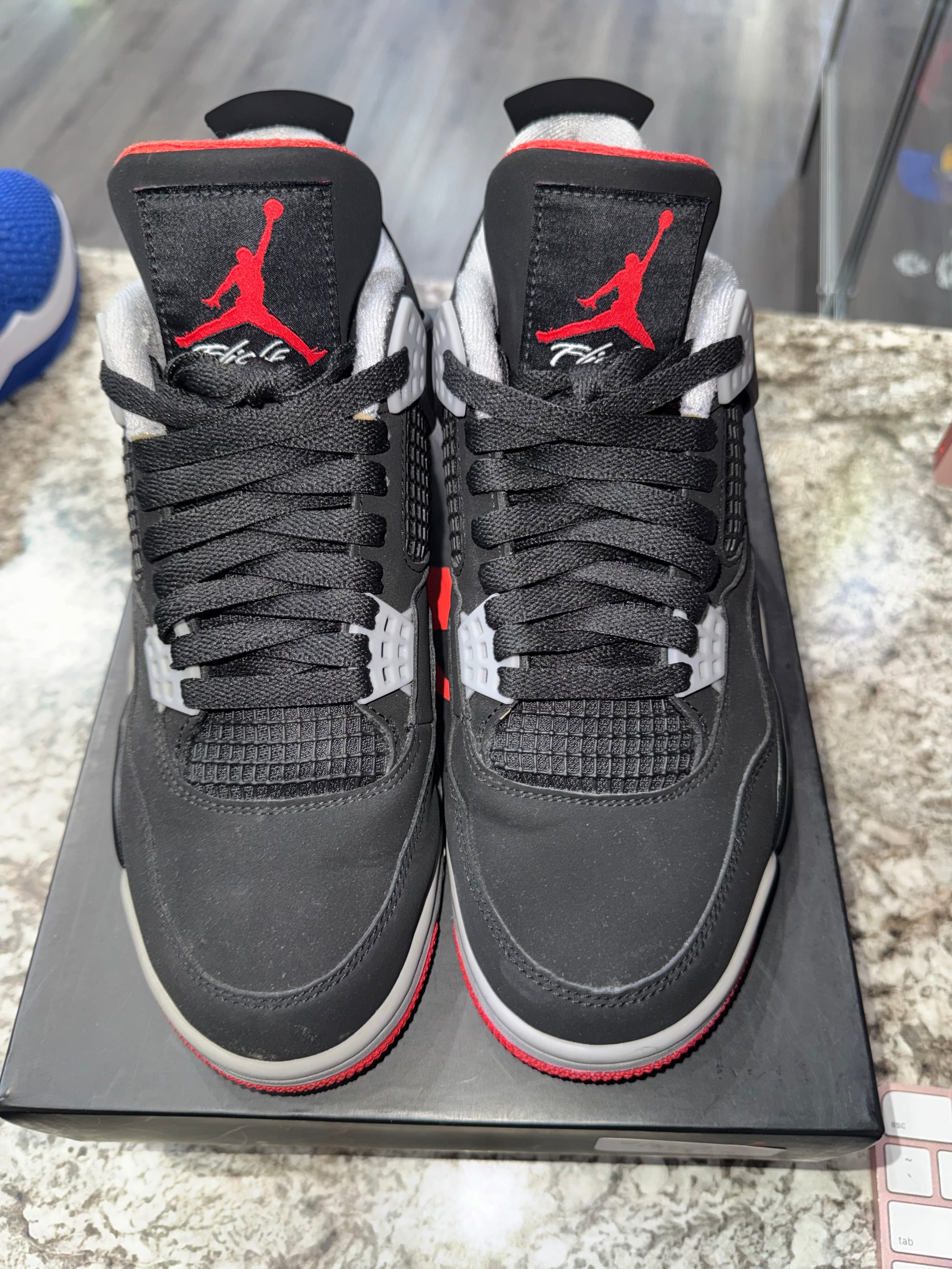 Jordan 4 Retro Bred (2019)