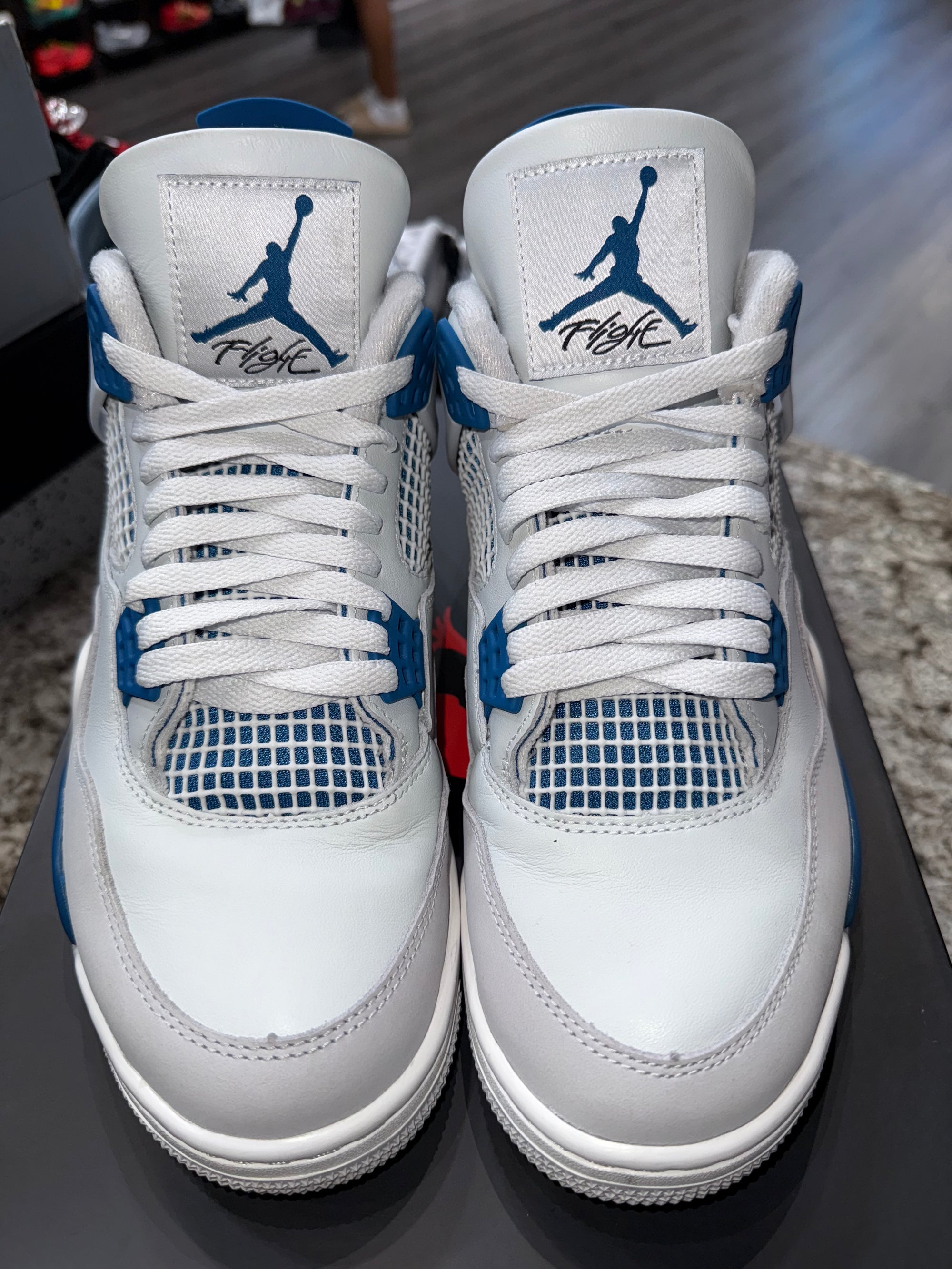Jordan 4 Retro Military Blue (2024)