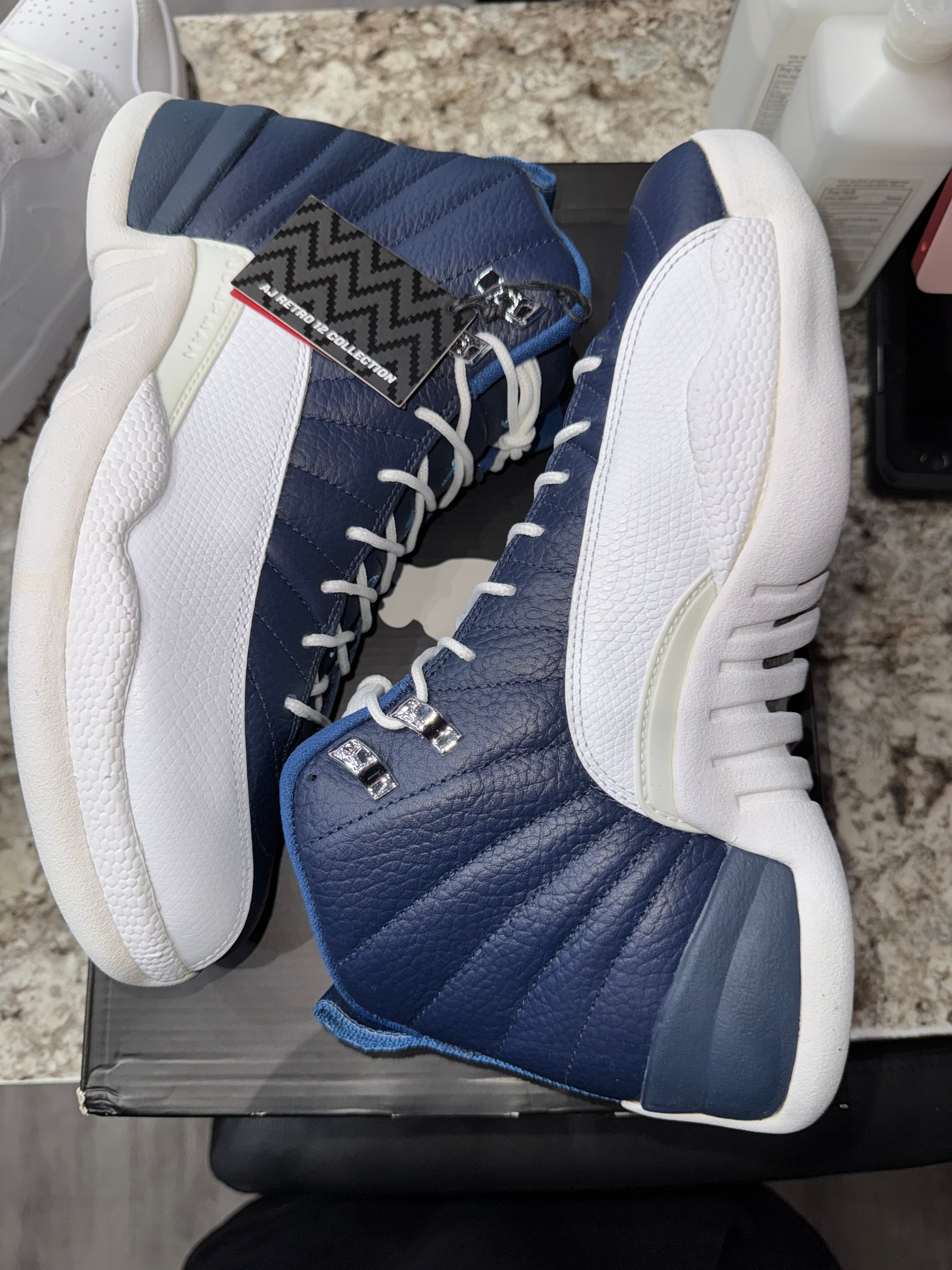 Jordan 12 Retro Indigo