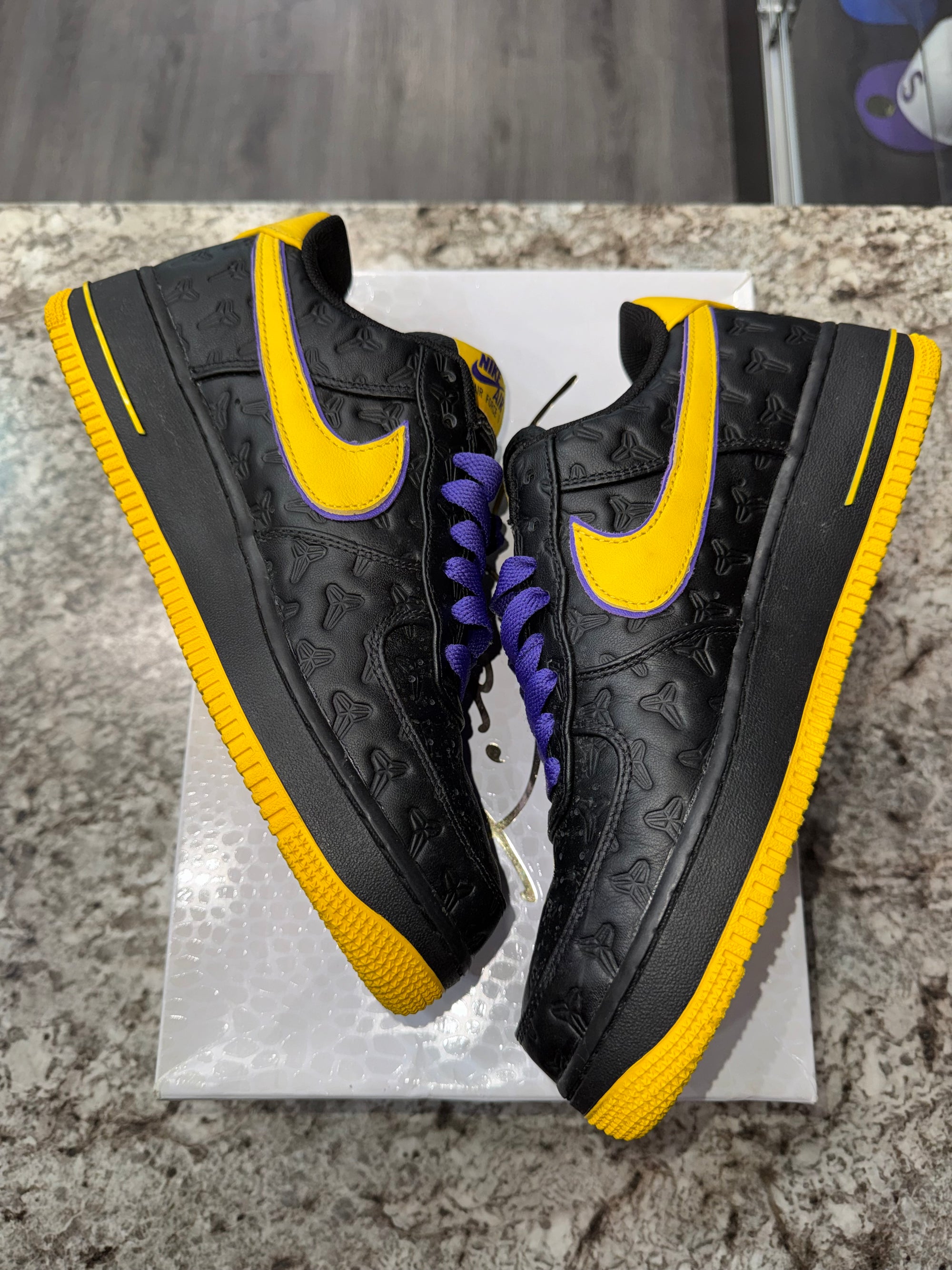 Nike Air Force 1 Low Kobe Bryant Lakers Away (Numbered Edition of 8000)