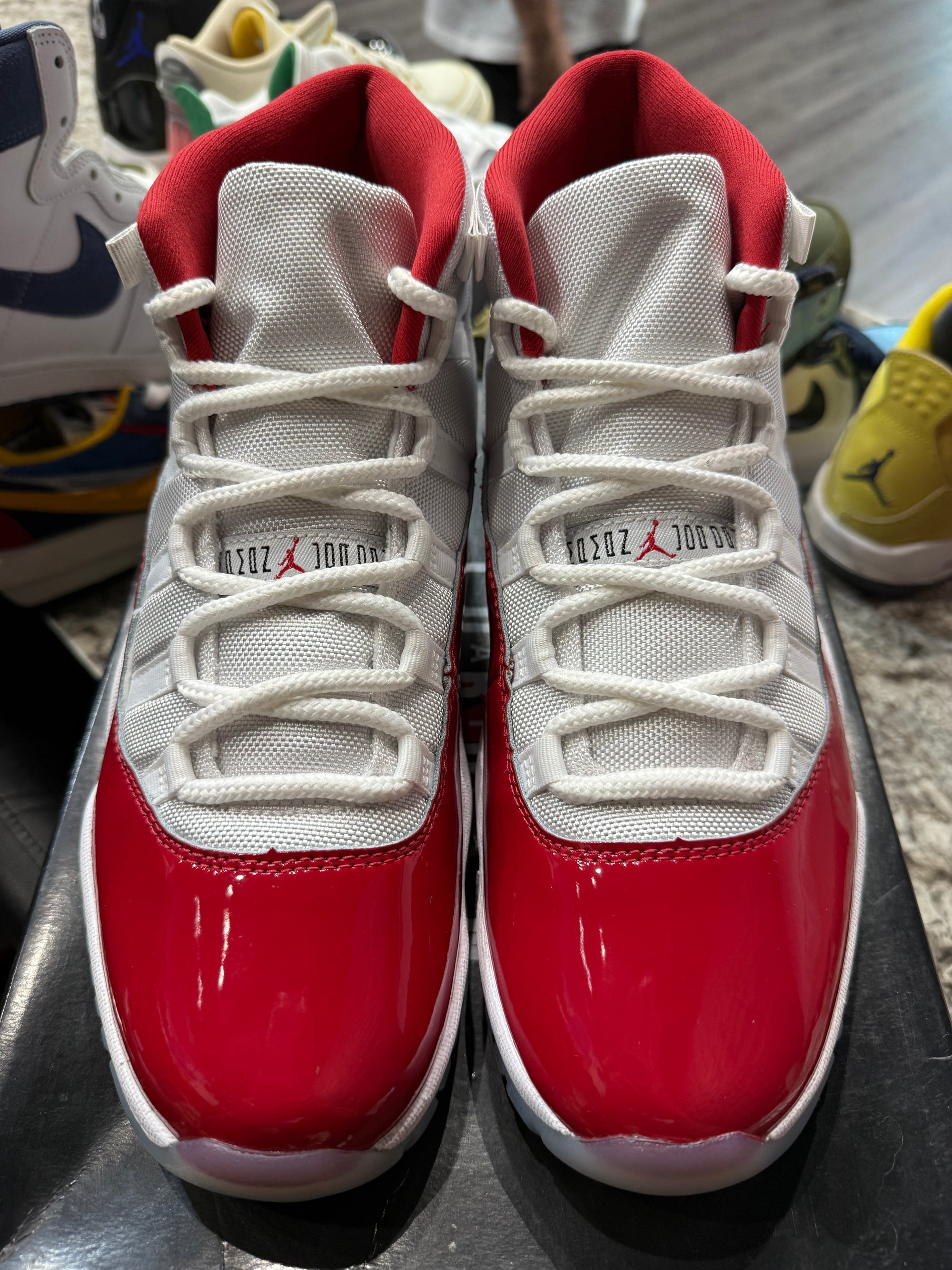 Jordan 11 Retro Cherry (2022)