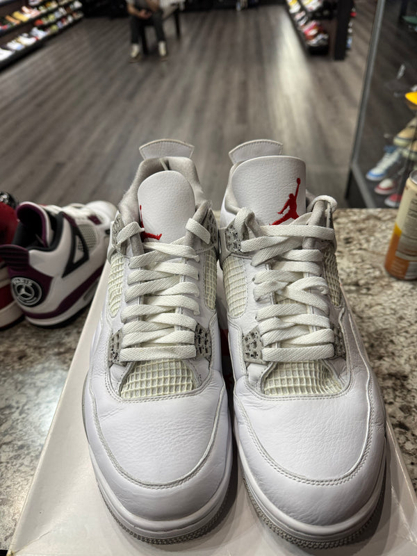 Jordan 4 Retro White Oreo (2021) (Damaged Box)