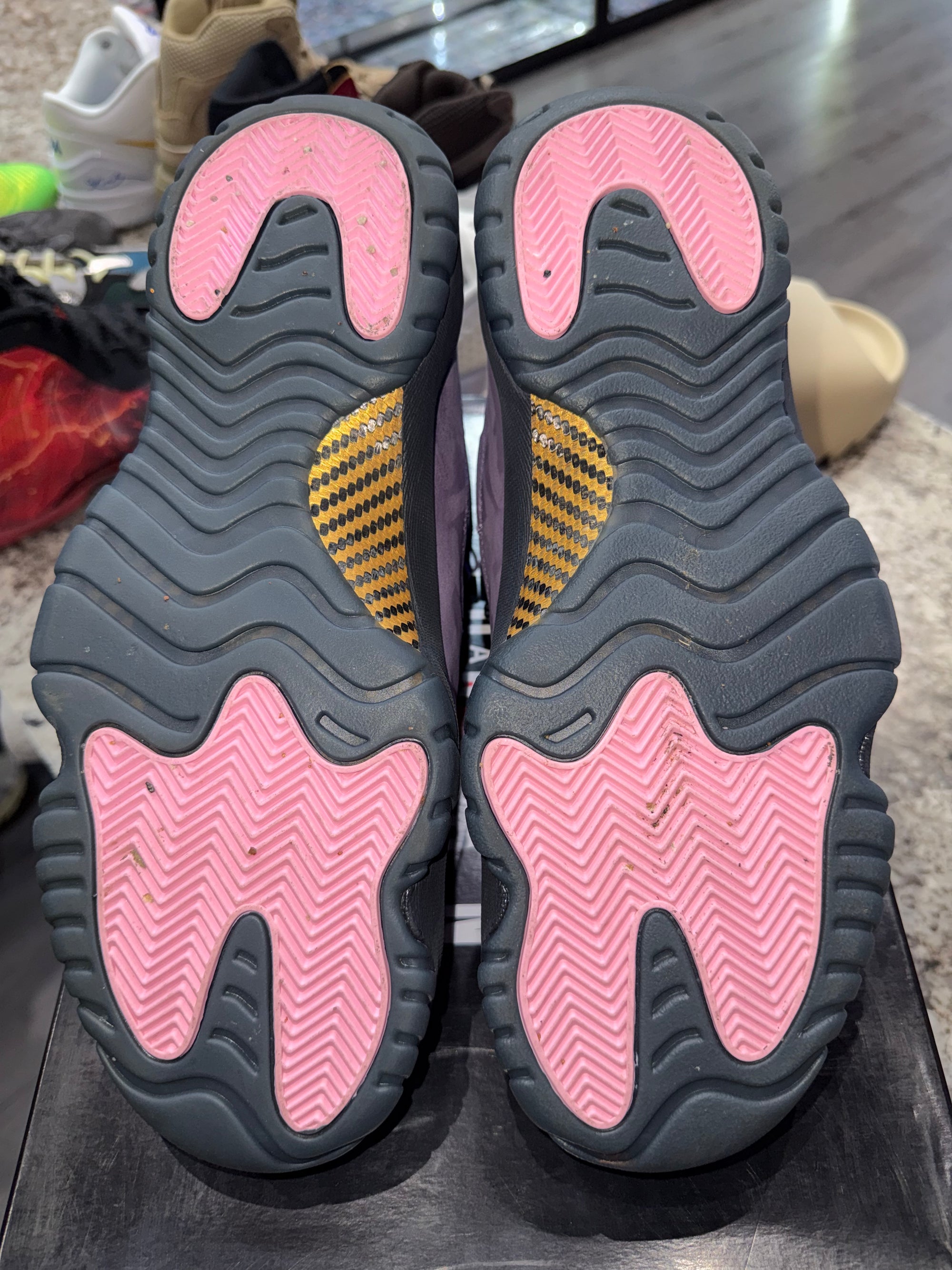 Jordan 11 Retro Mojave