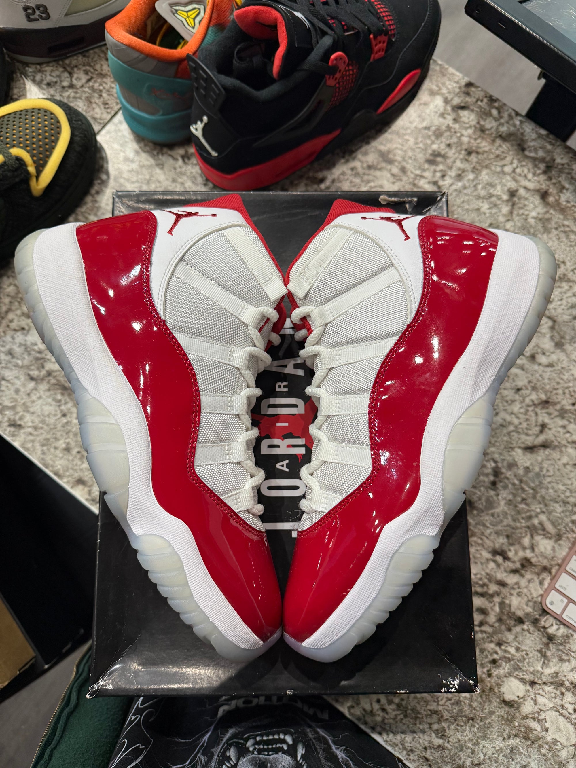 Jordan 11 Retro Cherry (2022)
