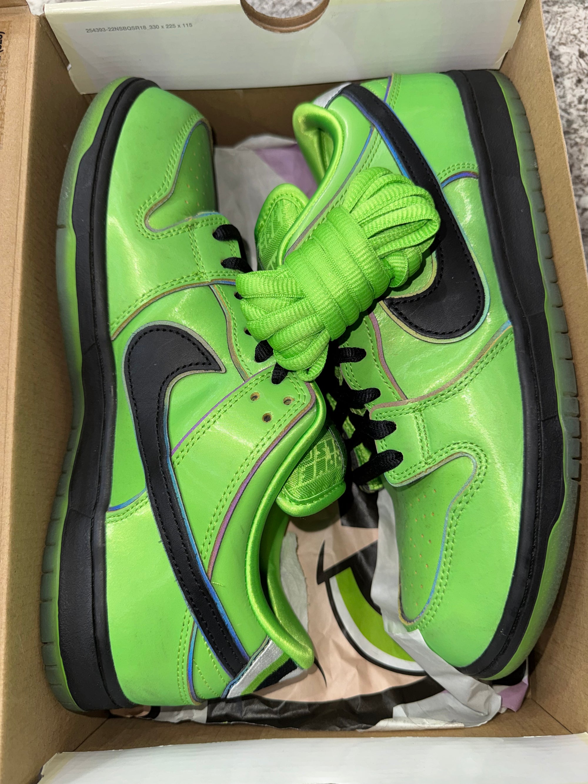 Nike SB Dunk Low The Powerpuff Girls Buttercup