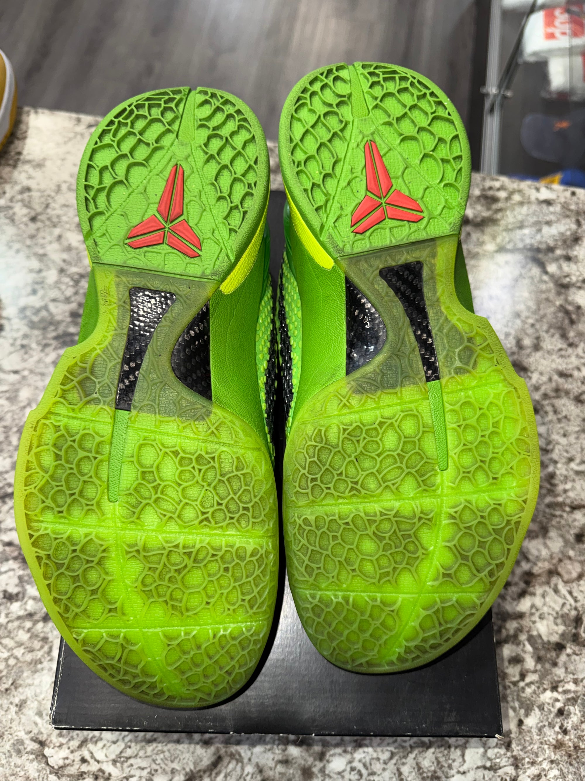 Nike Kobe 6 Protro Grinch (2020)
