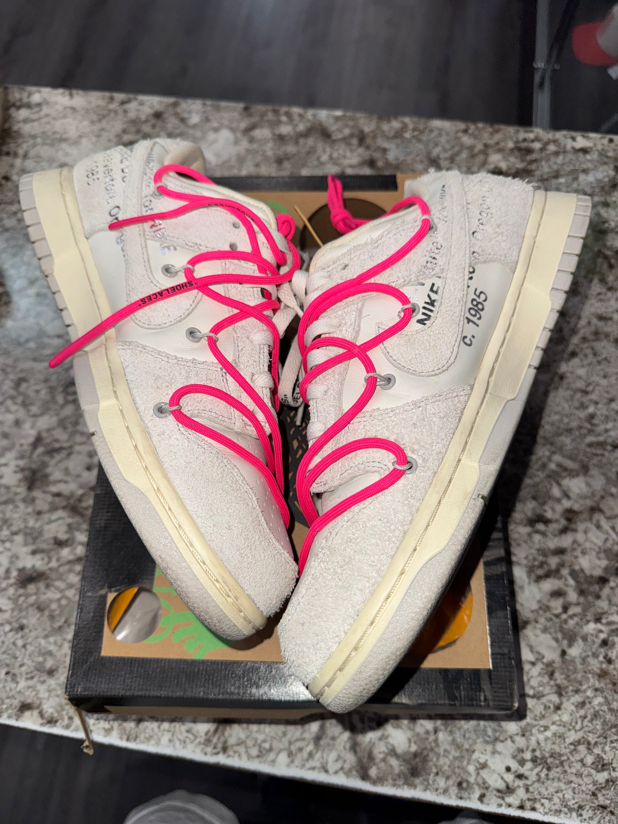 Nike Dunk Low Off-White Lot 17