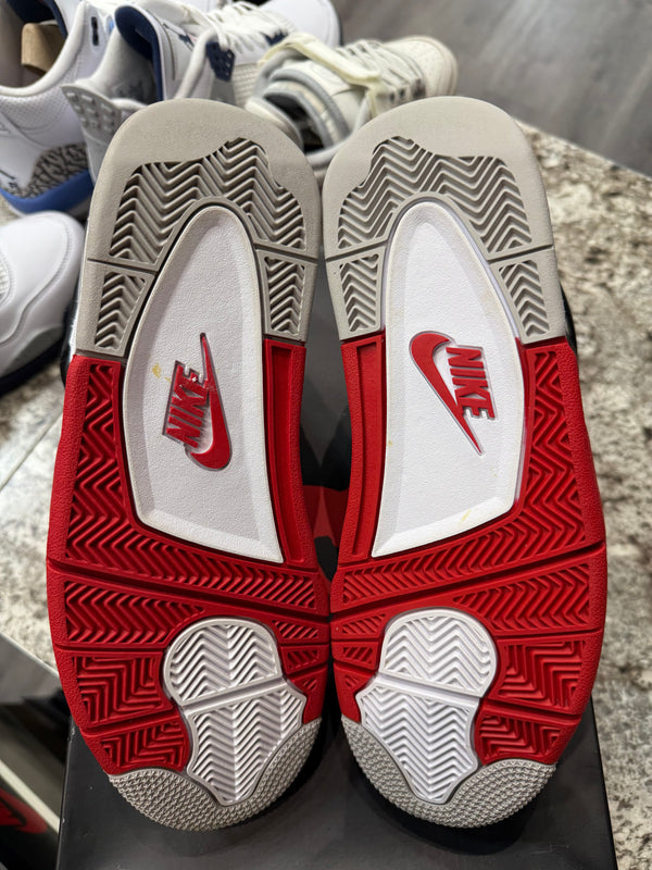 Jordan 4 Retro Fire Red (2020)