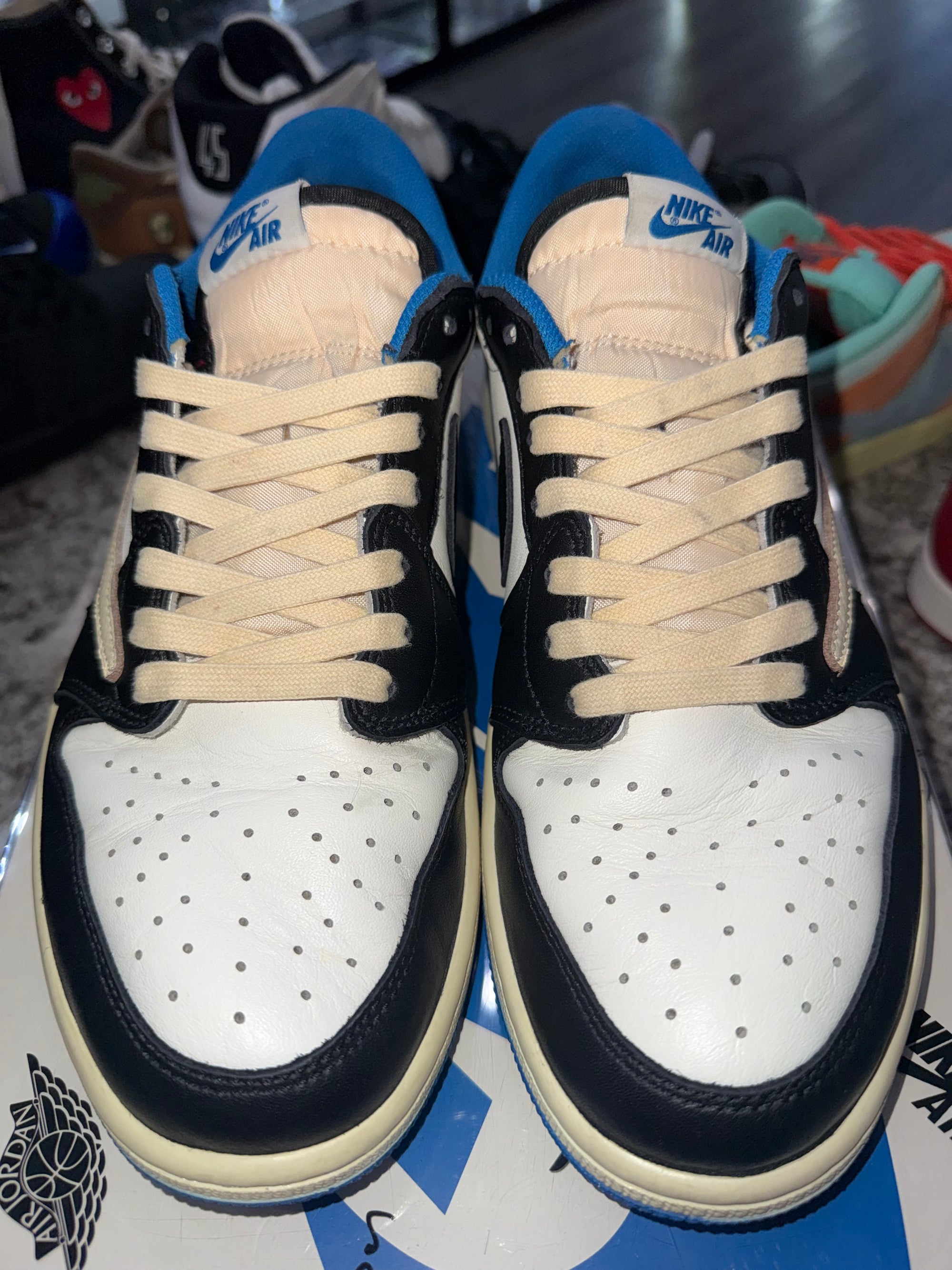 Jordan 1 Retro Low OG SP Fragment x Travis Scott