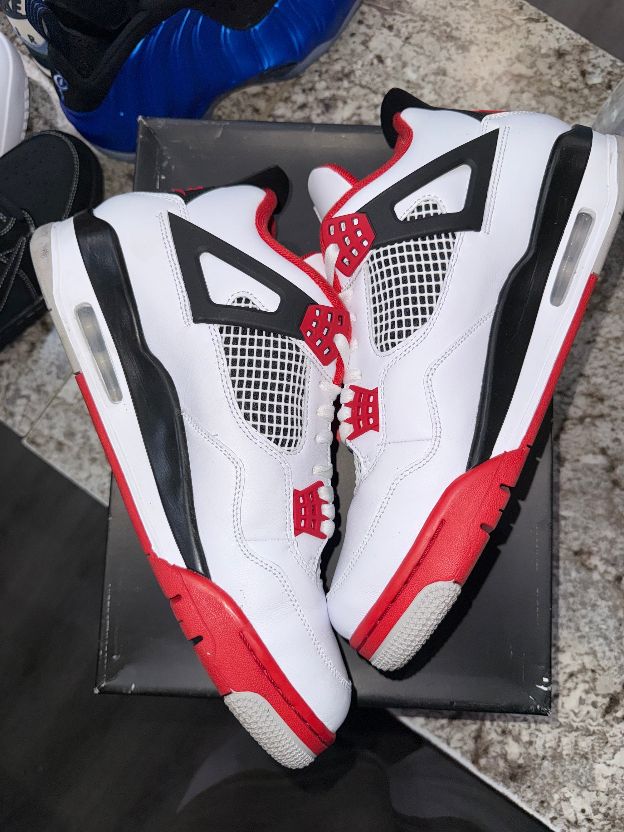 Jordan 4 Retro Fire Red (2020)