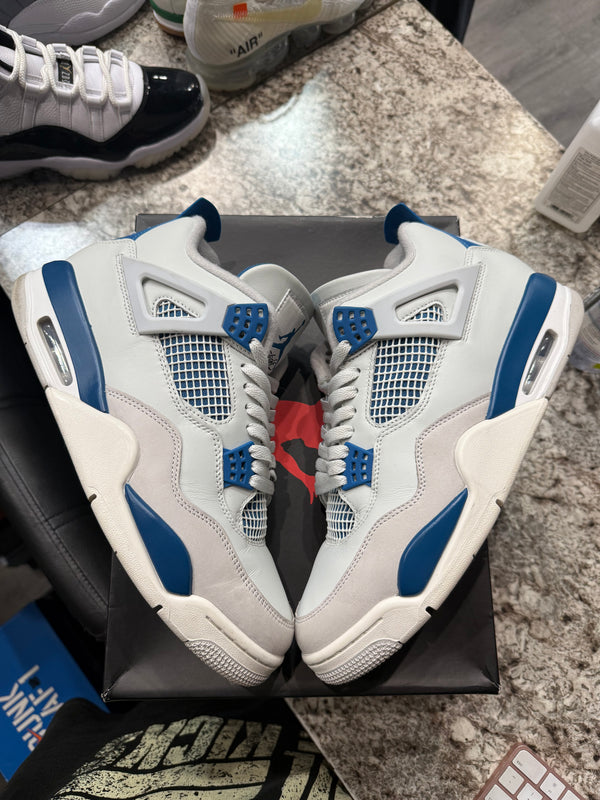 Jordan 4 Retro Military Blue (2024)