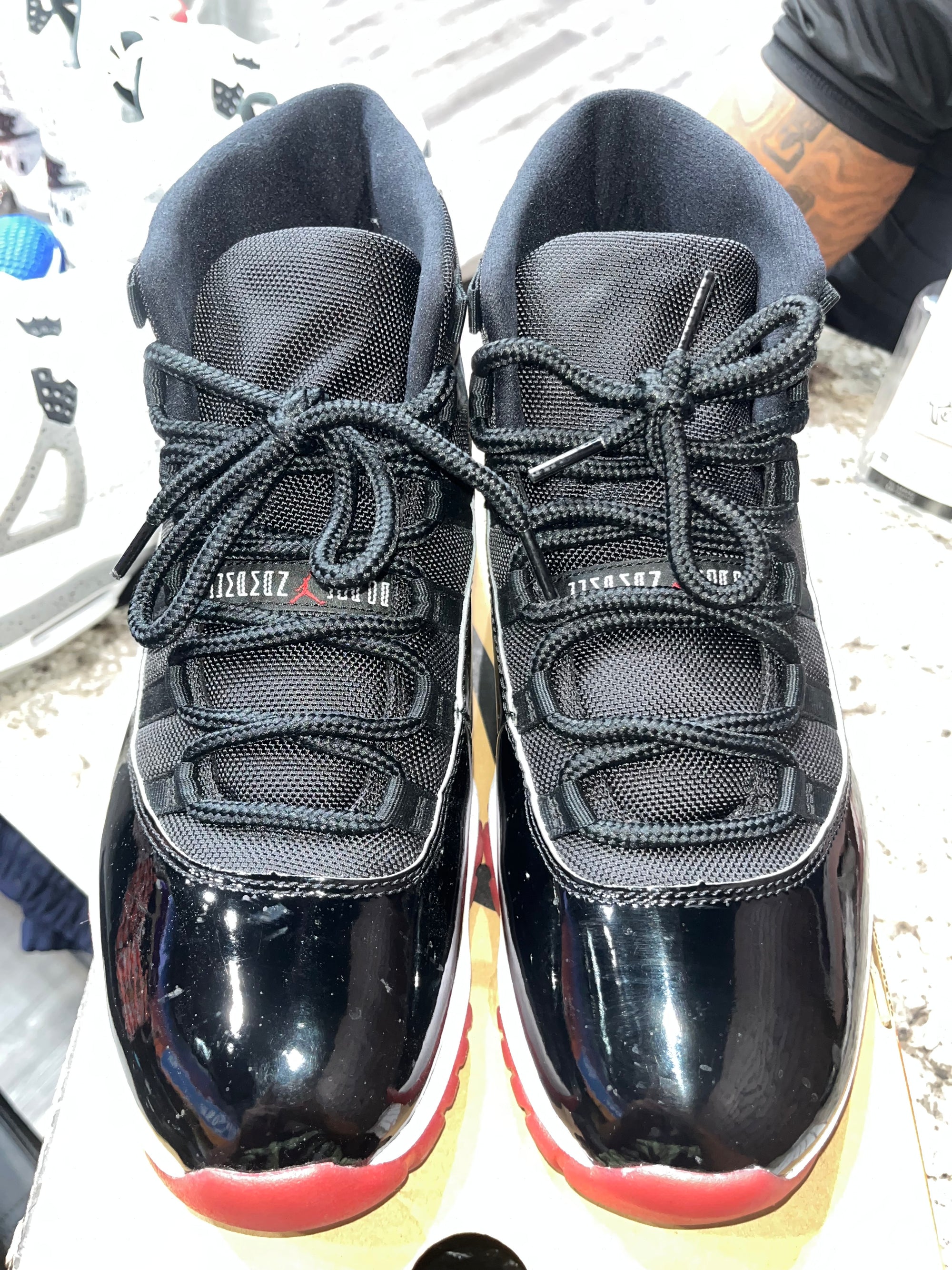 Jordan 11 Retro Playoffs Bred (2019)