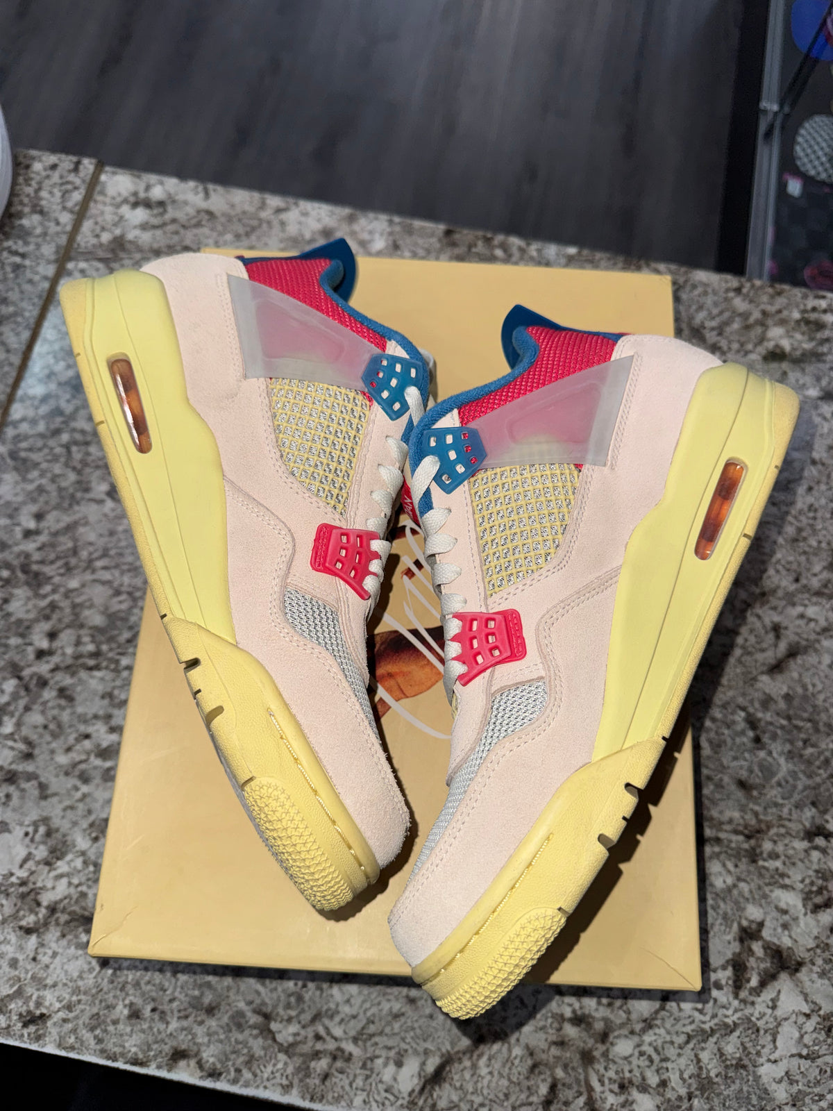 Jordan 4 Retro Union Guava Ice