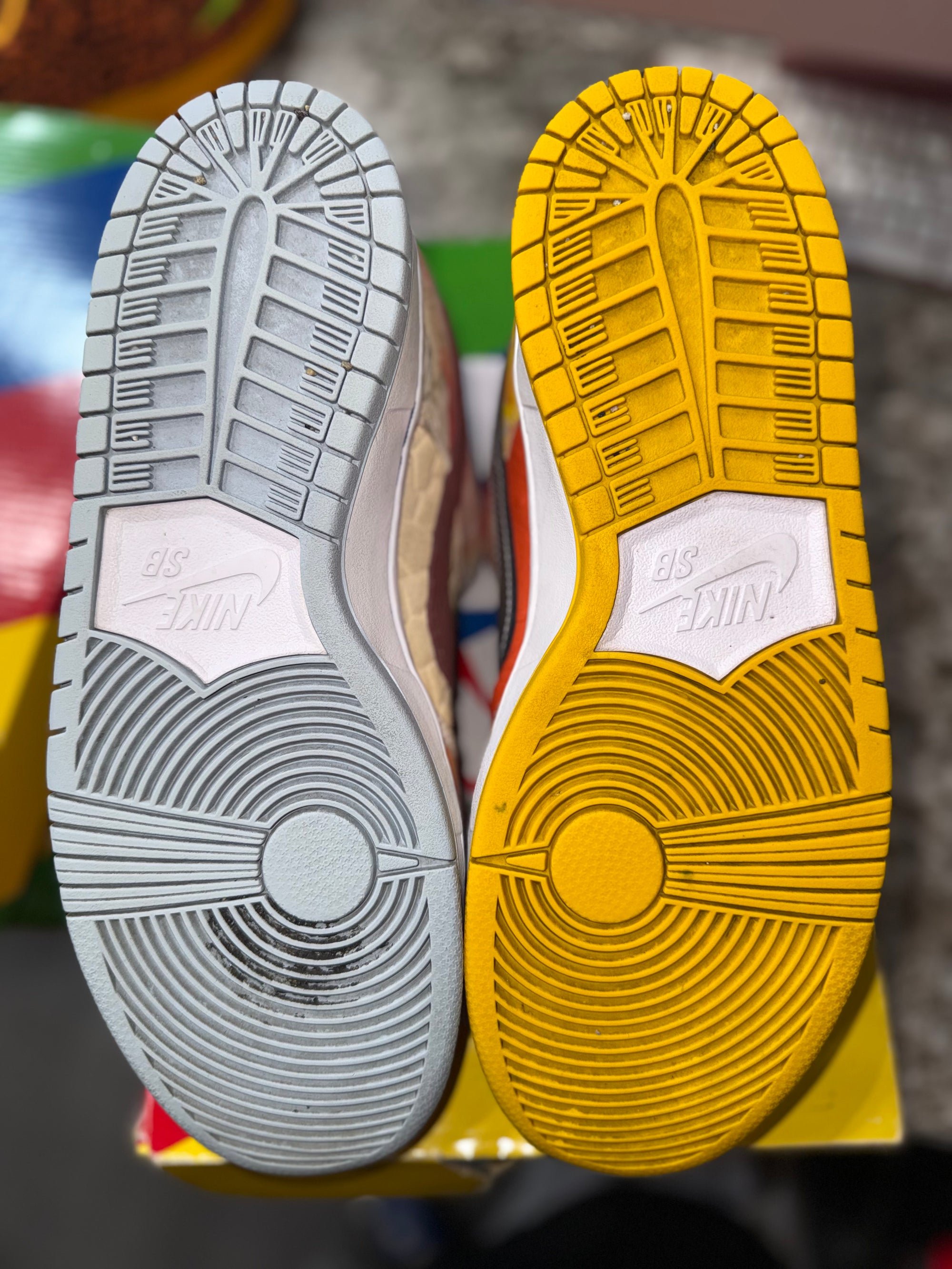 Nike SB Dunk Low Street Hawker (2021)