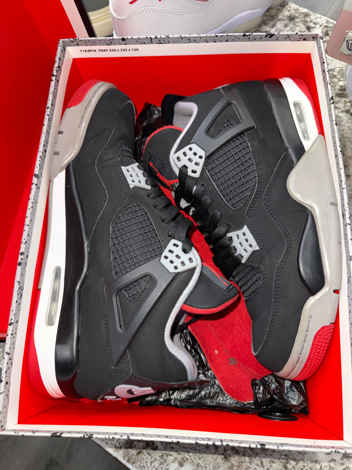 Jordan 4 Retro Bred (2019)