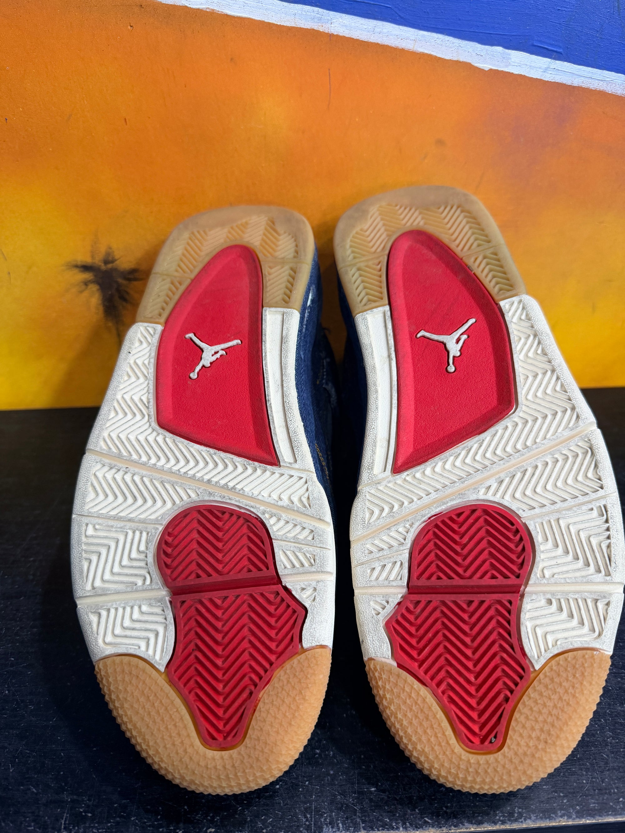 Jordan 4 Retro Levi's Denim (Tag with Levi's Logo)