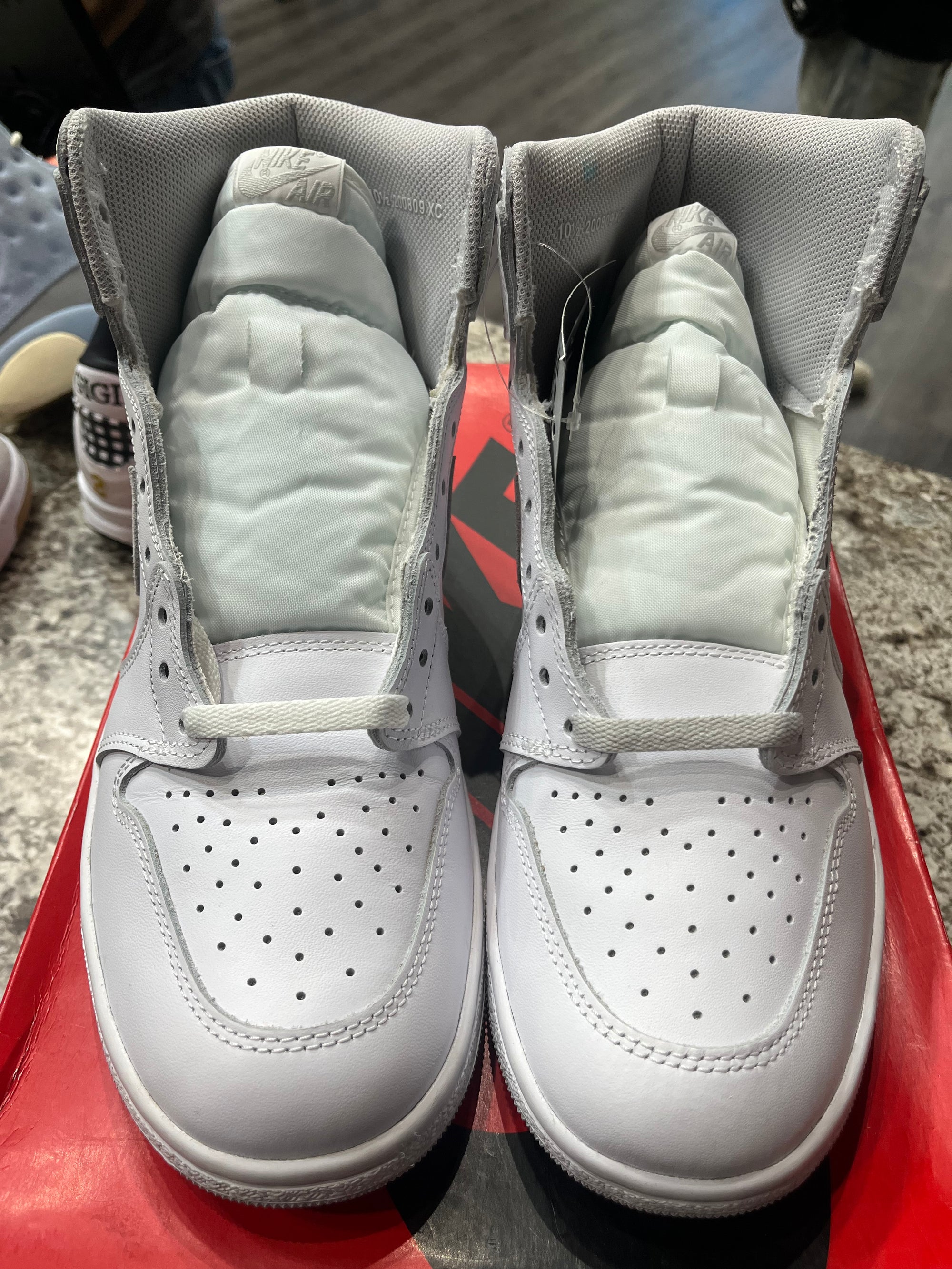 Jordan 1 Retro High '85 Neutral Grey