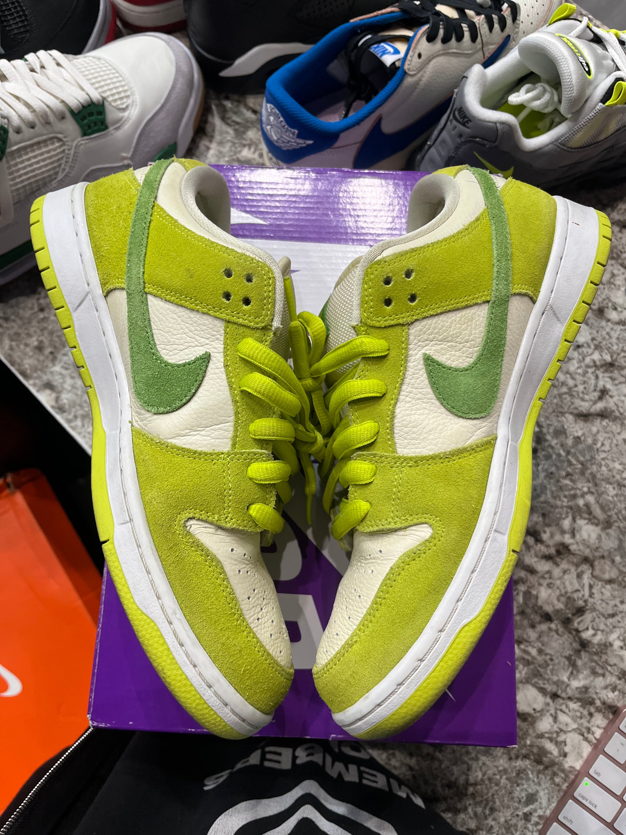 Nike SB Dunk Low Green Apple