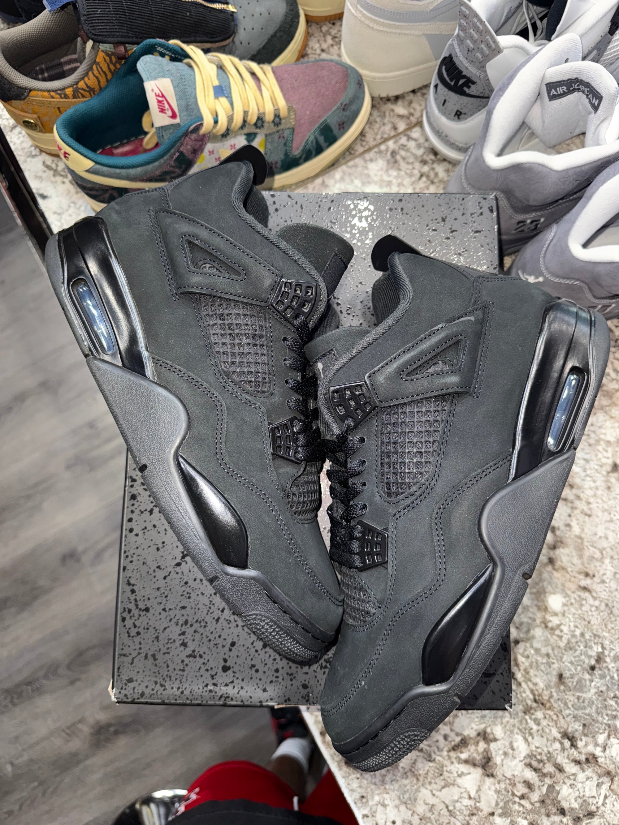 Jordan 4 Retro Black Cat (2025)